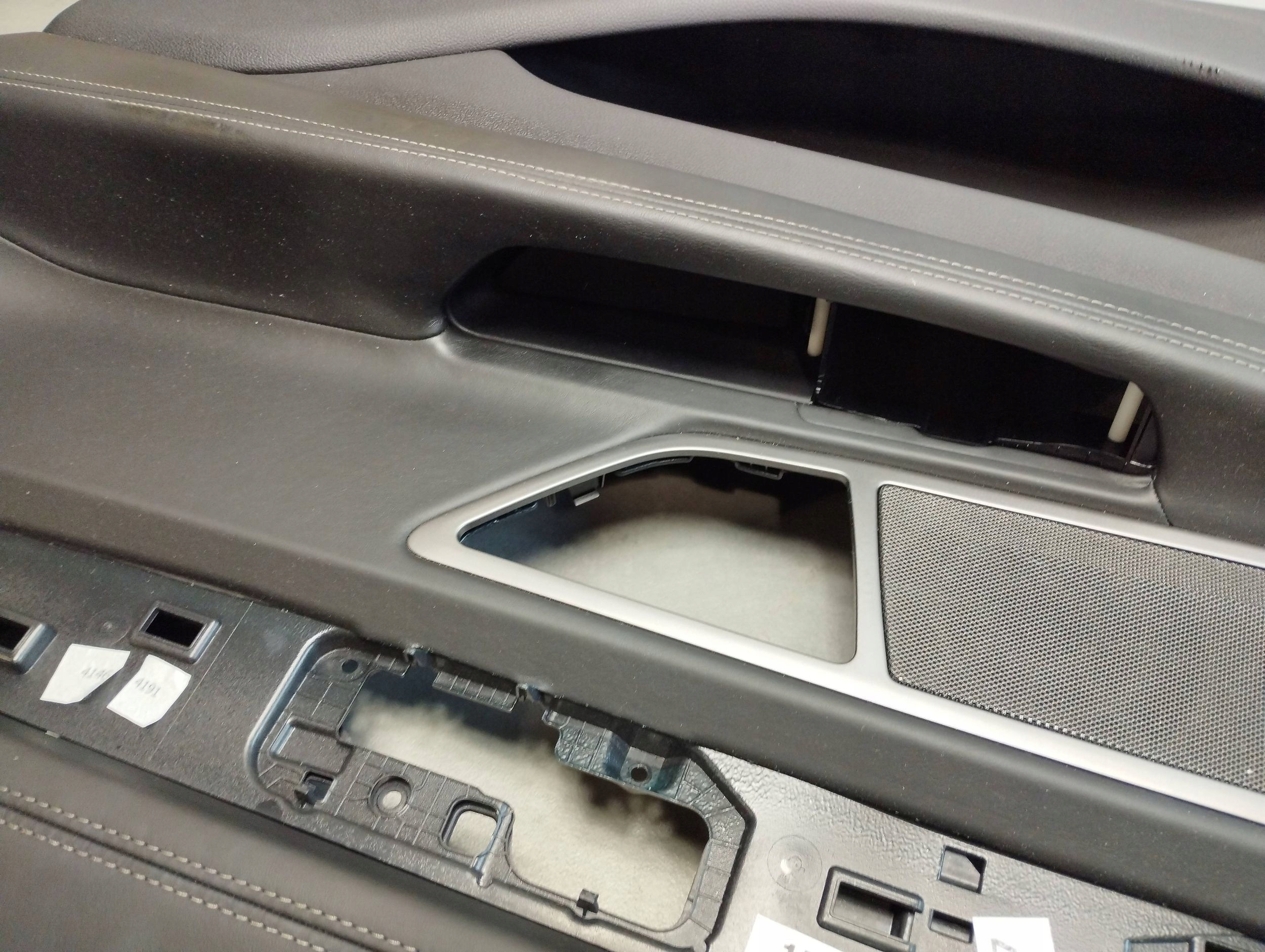 BMW 7 G11 side upholstery door right rear part 94250521