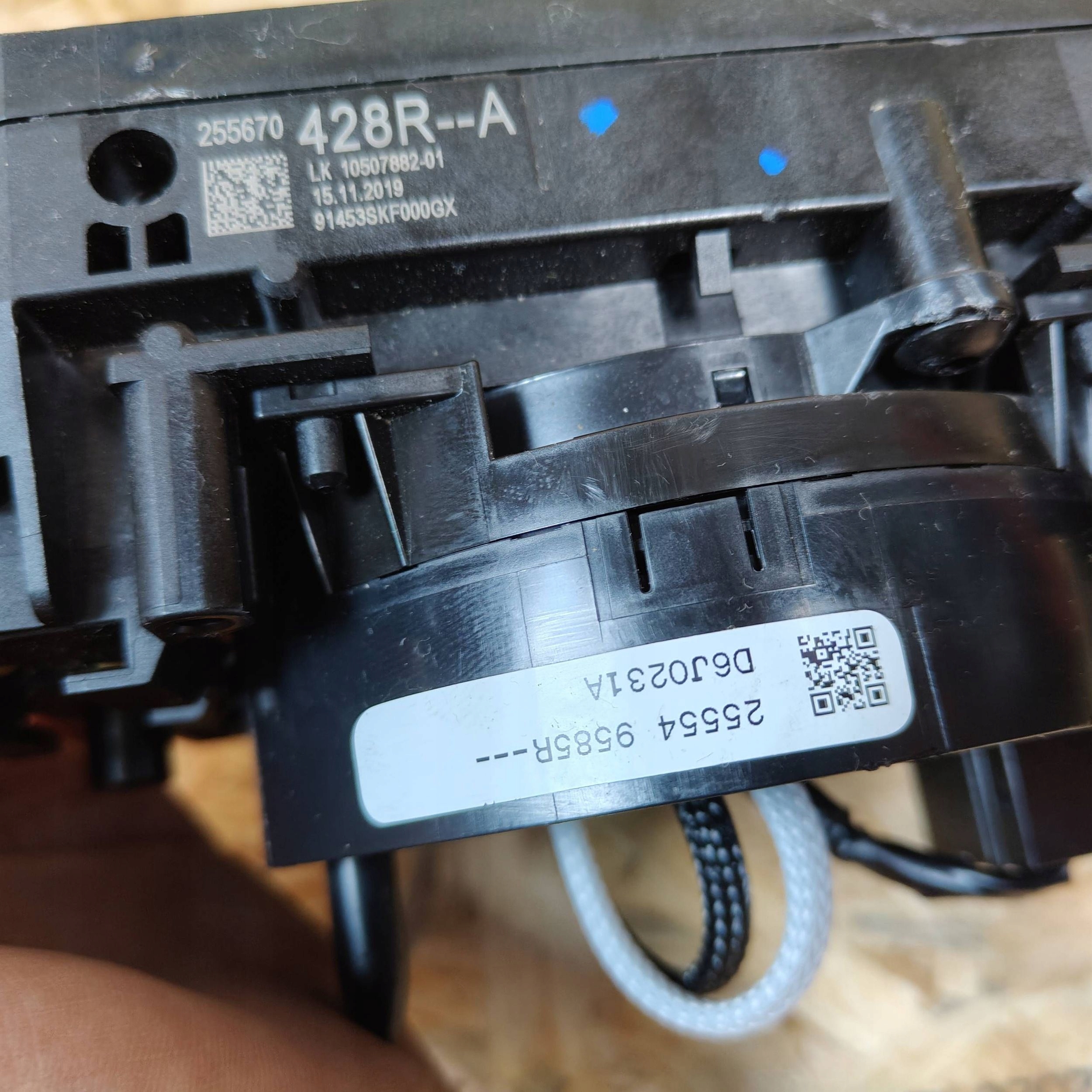 DEVIO LUCI TERGICRISTALLO TERGI Renault Clio V 255670428R
