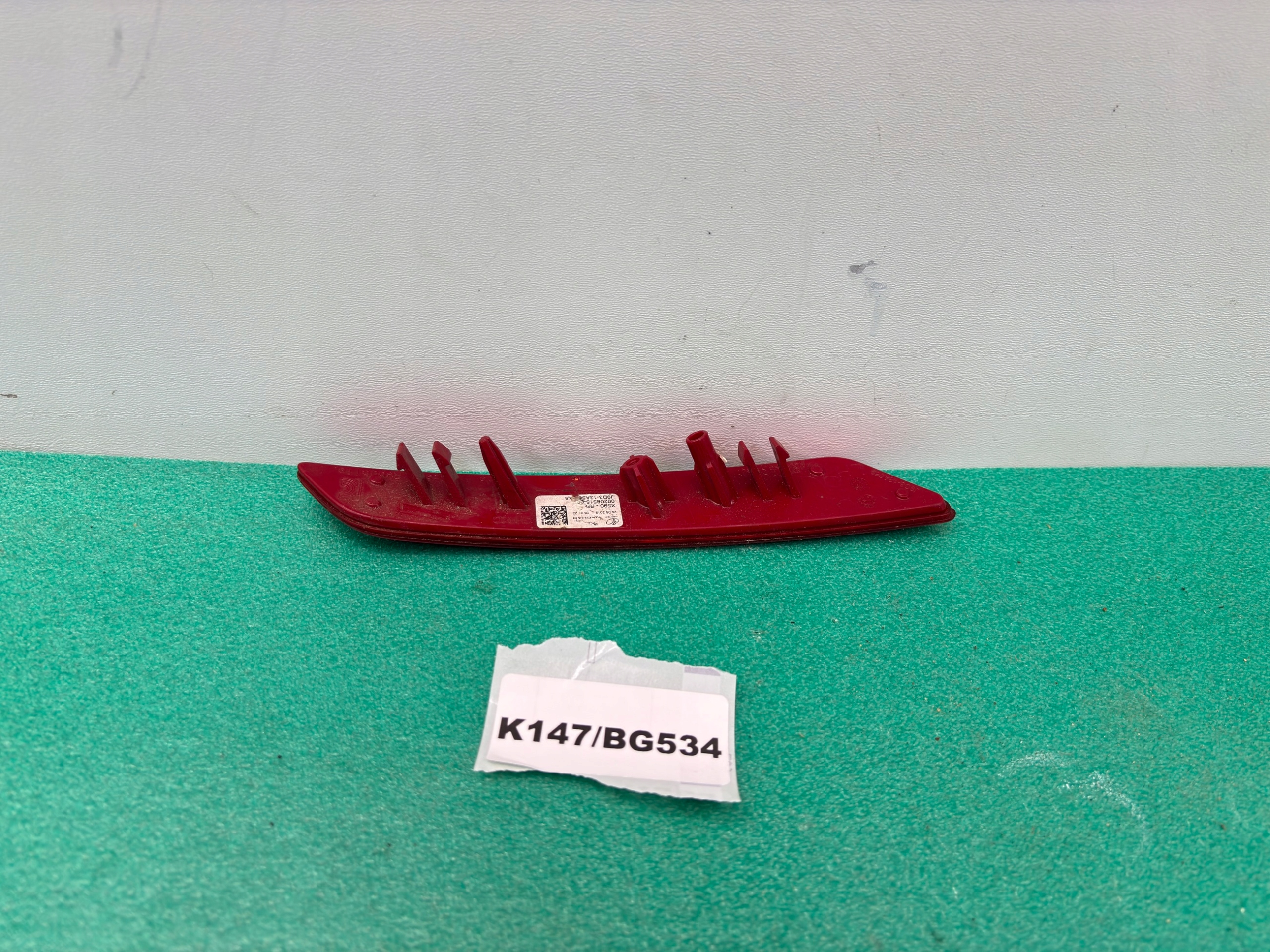 JAGUAR and-PACE left ODBLASK W bumper rear part rear light K147/BG534
