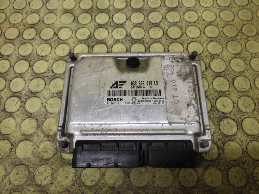 FORD GALAXY MK1 control unit of the engine 0281011198