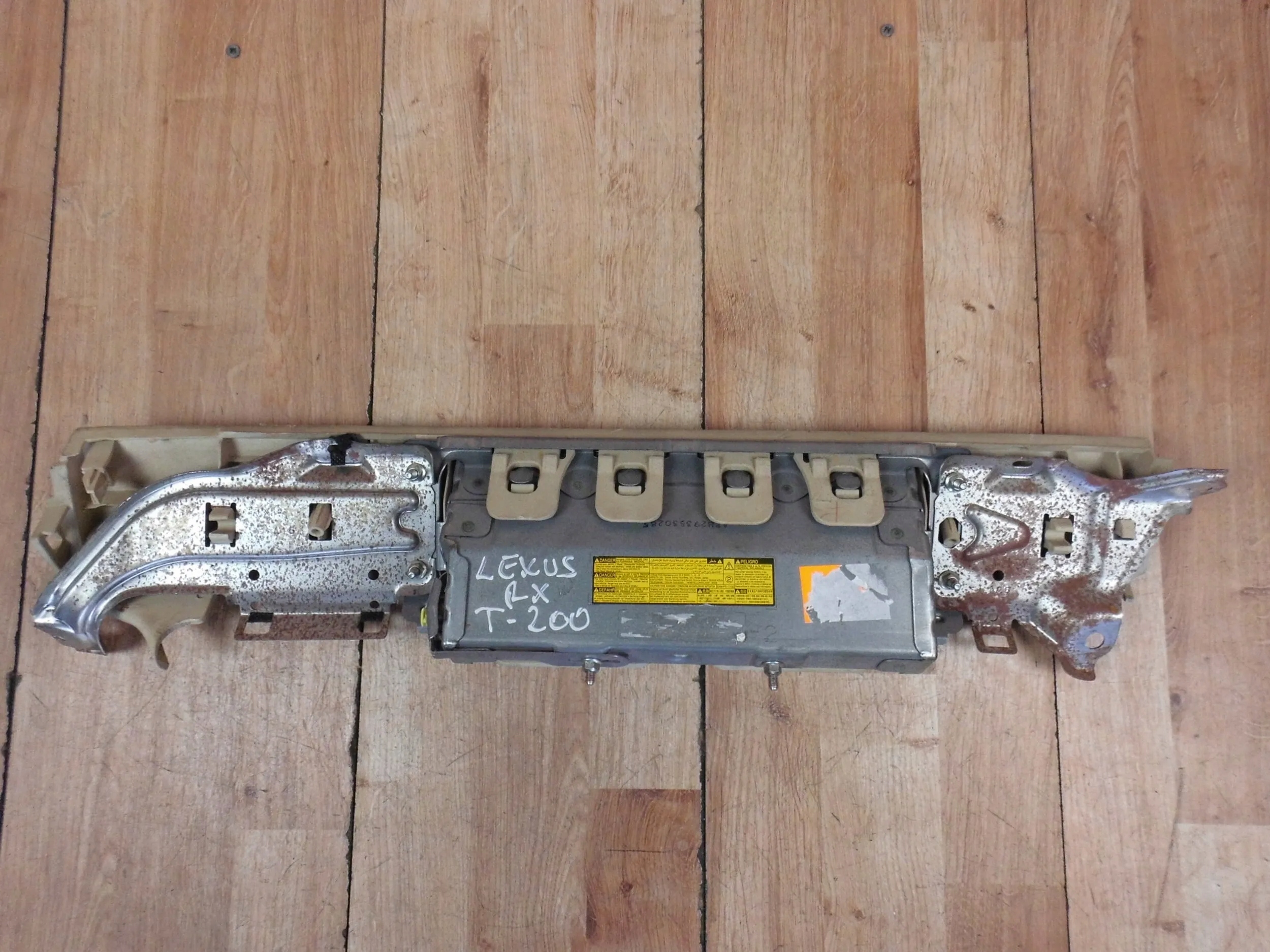 Lexus RX450H 2013 knee airbag airbag right