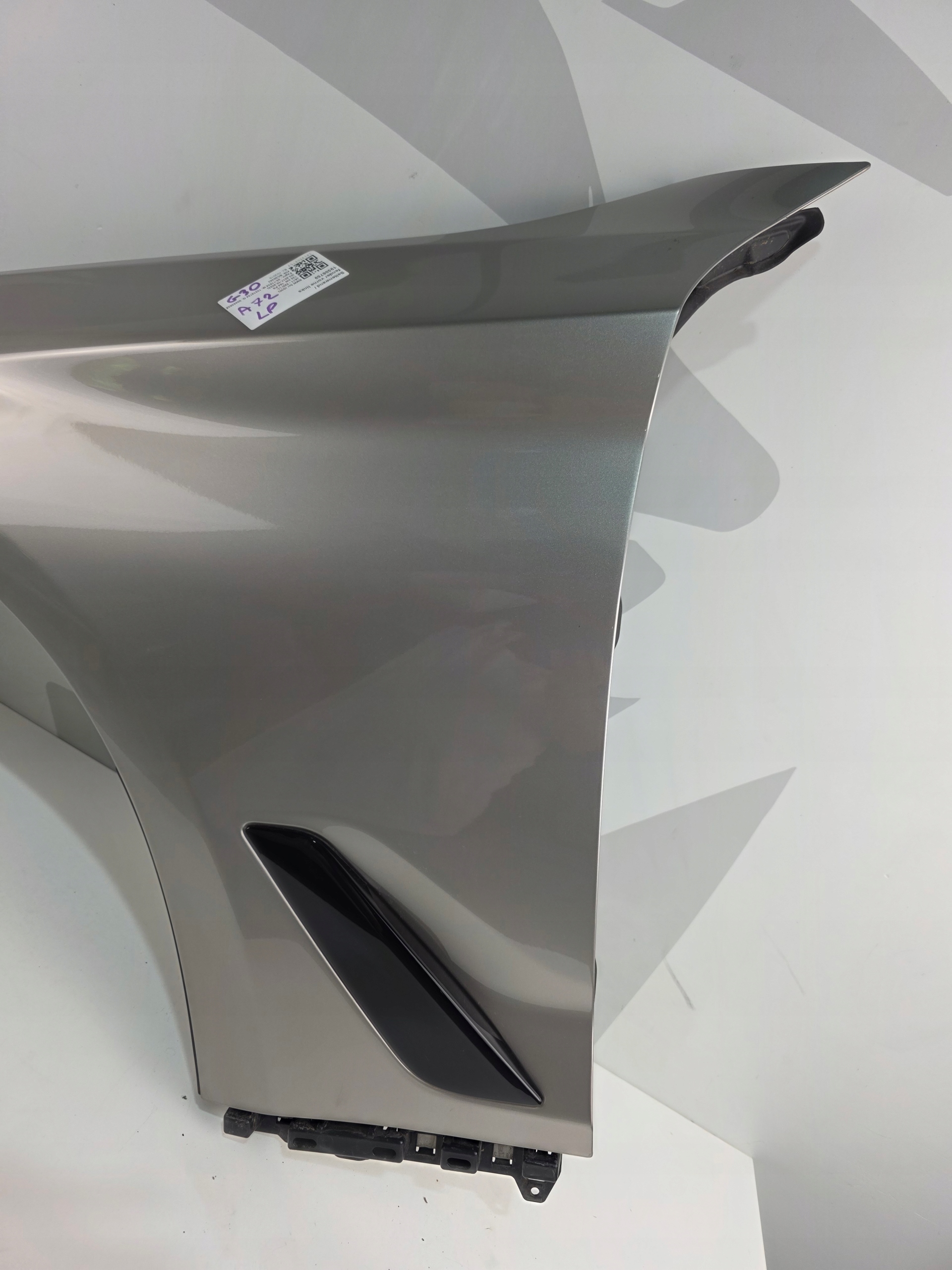 fender left front BMW 5 G30 G31 A72 KASCHMIR SILBER METALIC