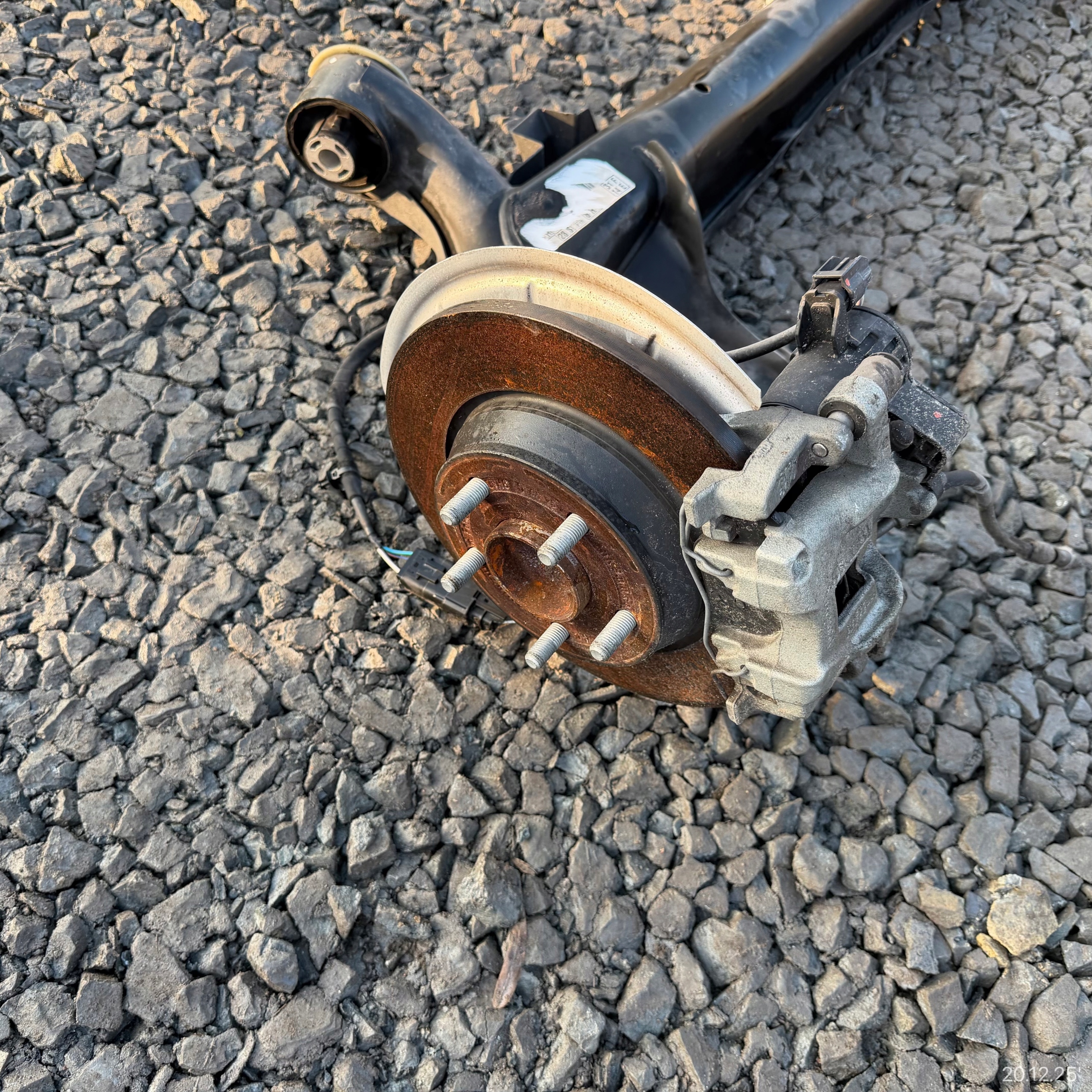 suspension beam axis rear complete FORD FIESTA MK8 discs