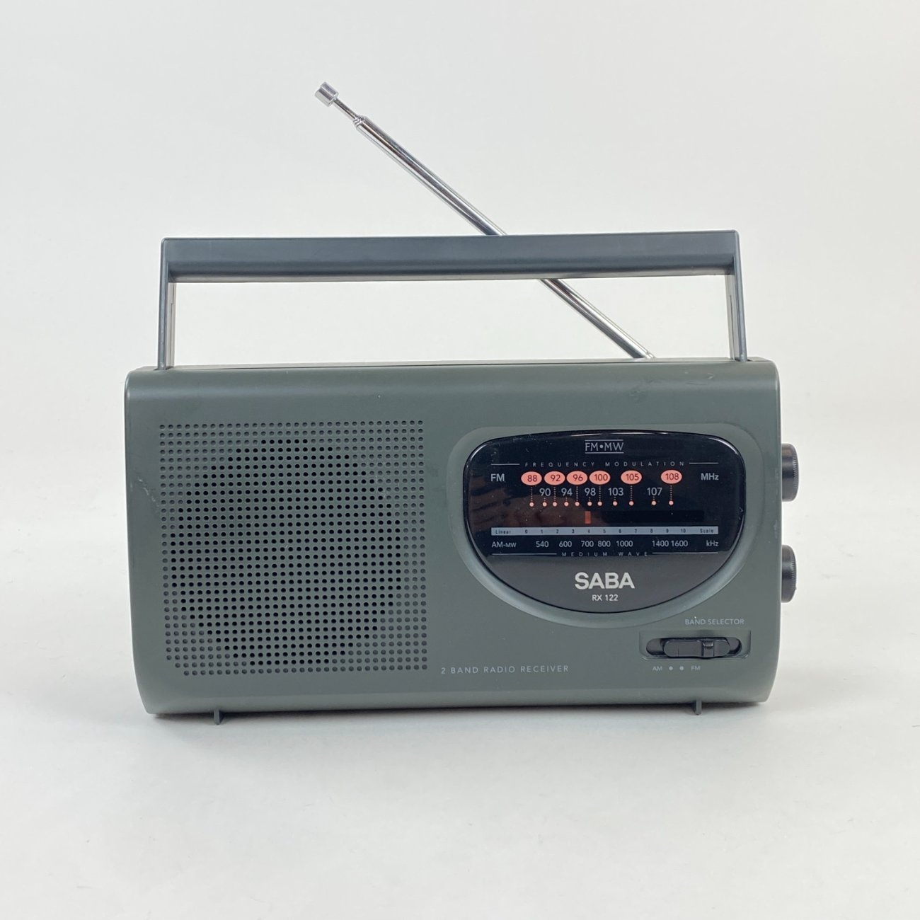 Przenośny odbiornik radiowy SABA RX-122 FM/AM, 9x23x12,5 cm