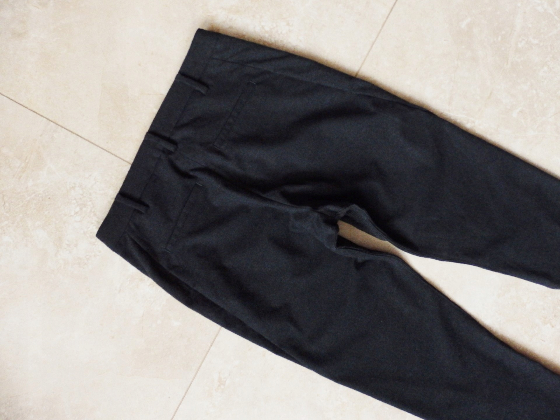 5 ELEGANCKIE SZARE SPODNIE R. 26 Stan (wysokość w pasie) średni