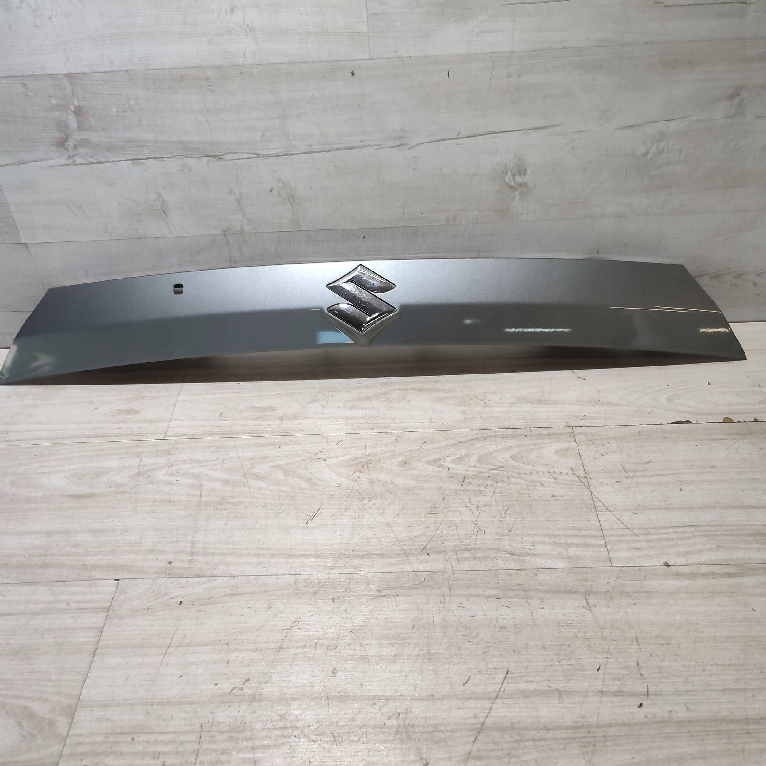 cap bonnet Suzuki Vitara (LY) 8394154P3