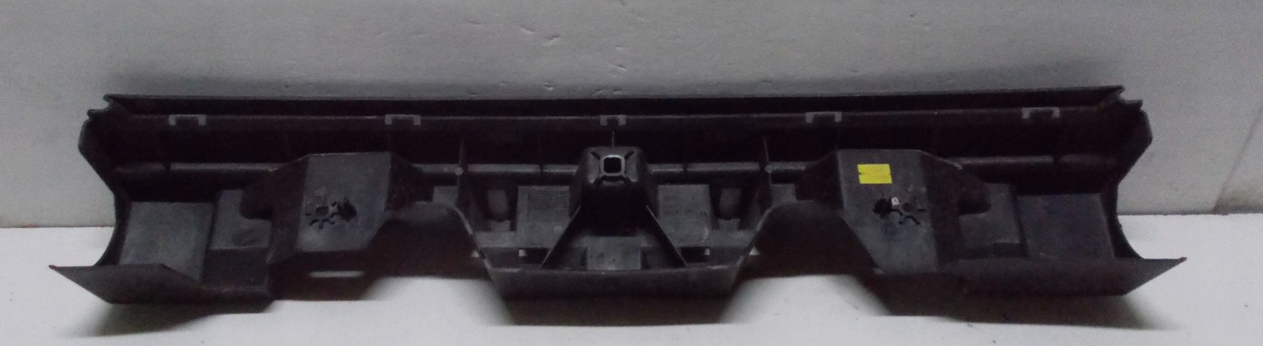 CITROEN C4 1.6 B 08R Supporto staffa Paraurti posteriore