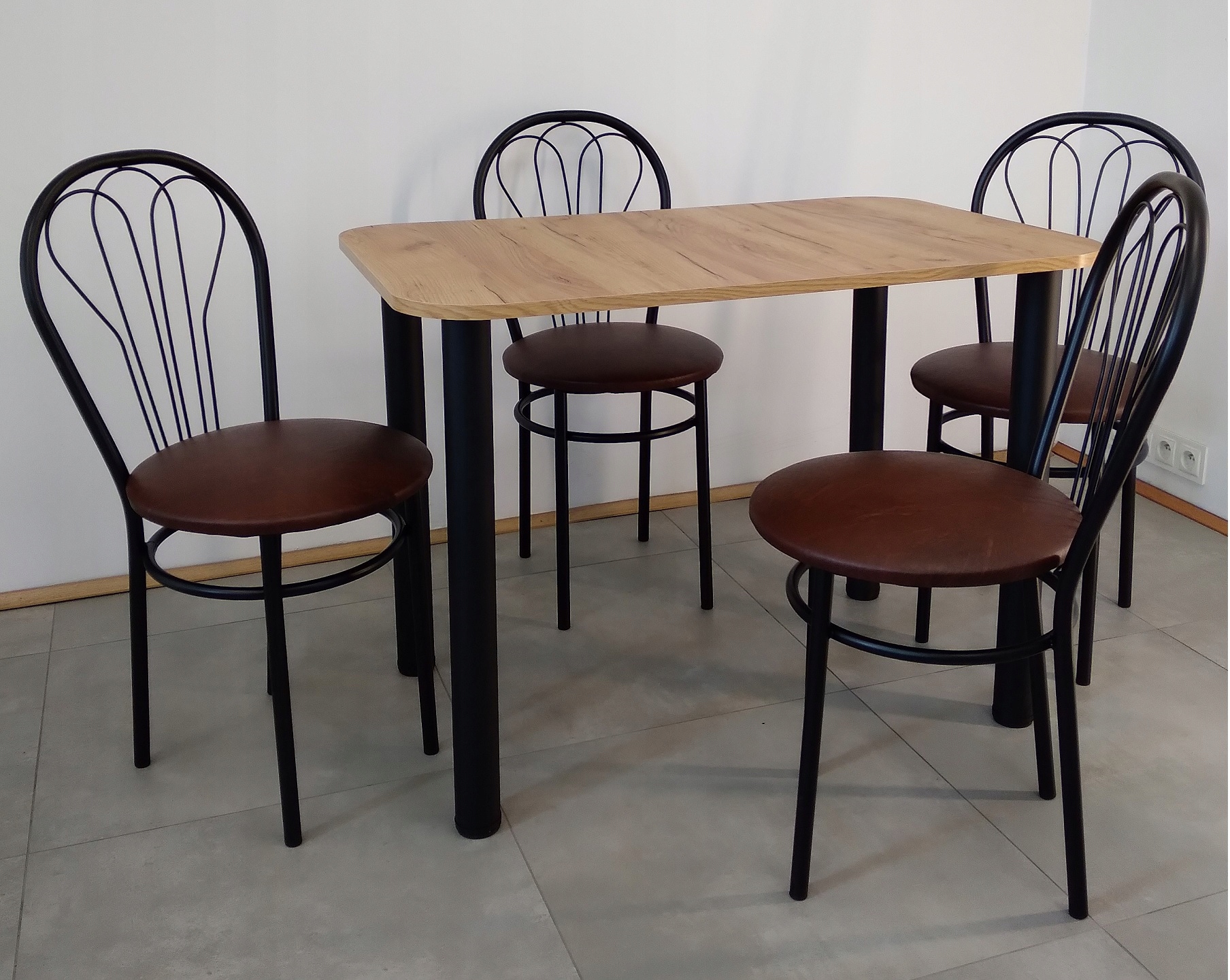 Zestaw stol 120/70 chrom + 4 krzesla venus black Materiał inny