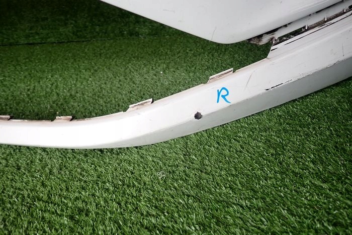 VW GOLF SPOTRSVAN 12-17 Frontstoßstange vorne