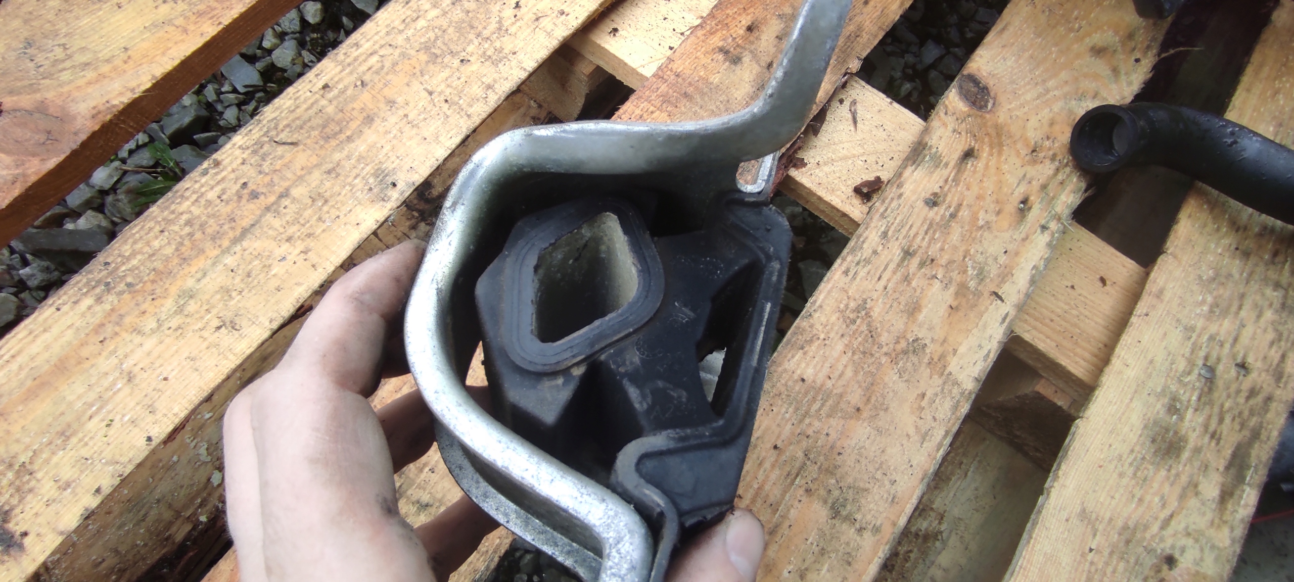 fiat punto engine mount 1.3 A236