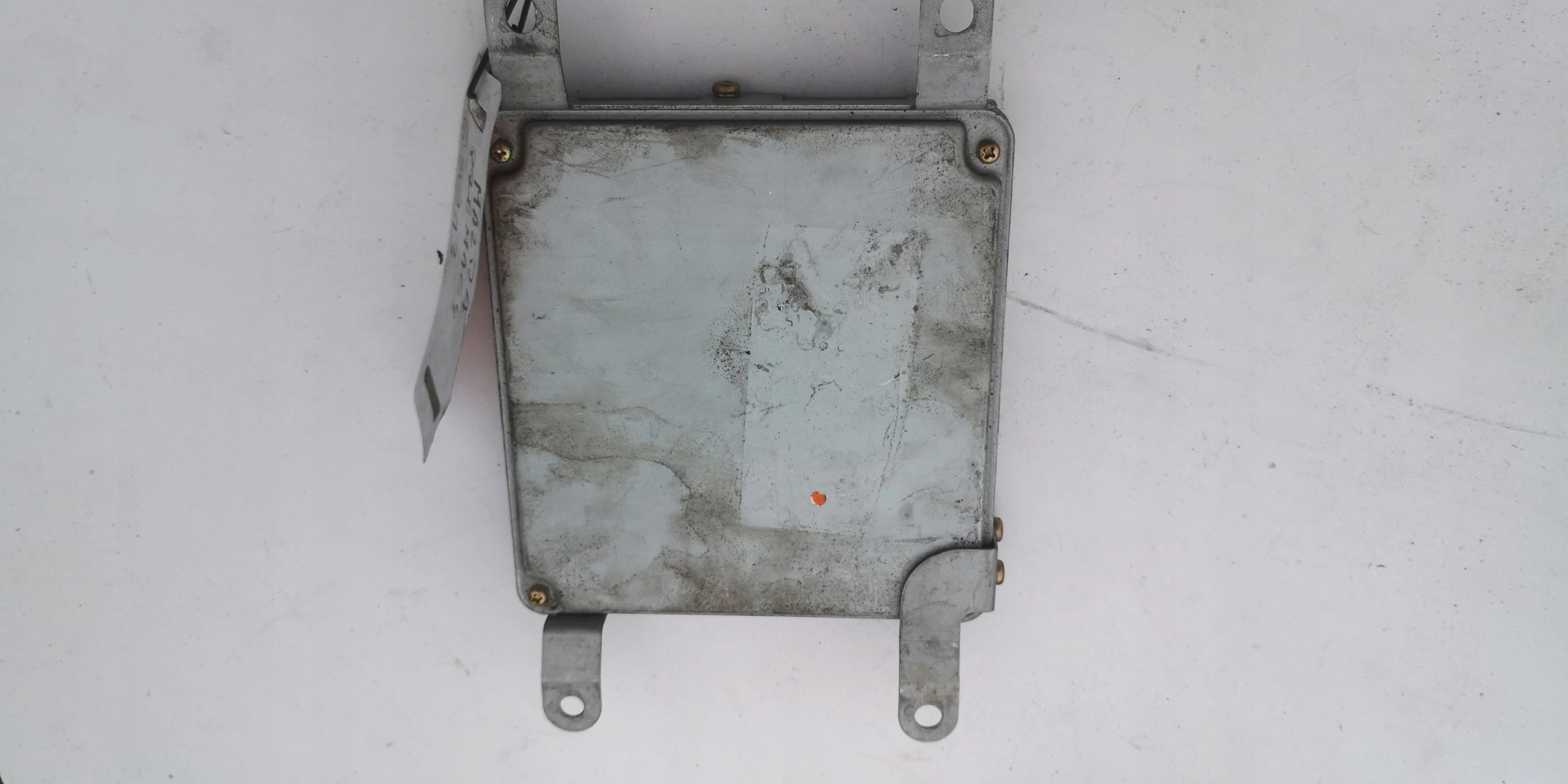 MAZDA PREMACY 2.0B FS8W18881C 279700-1772 Computer