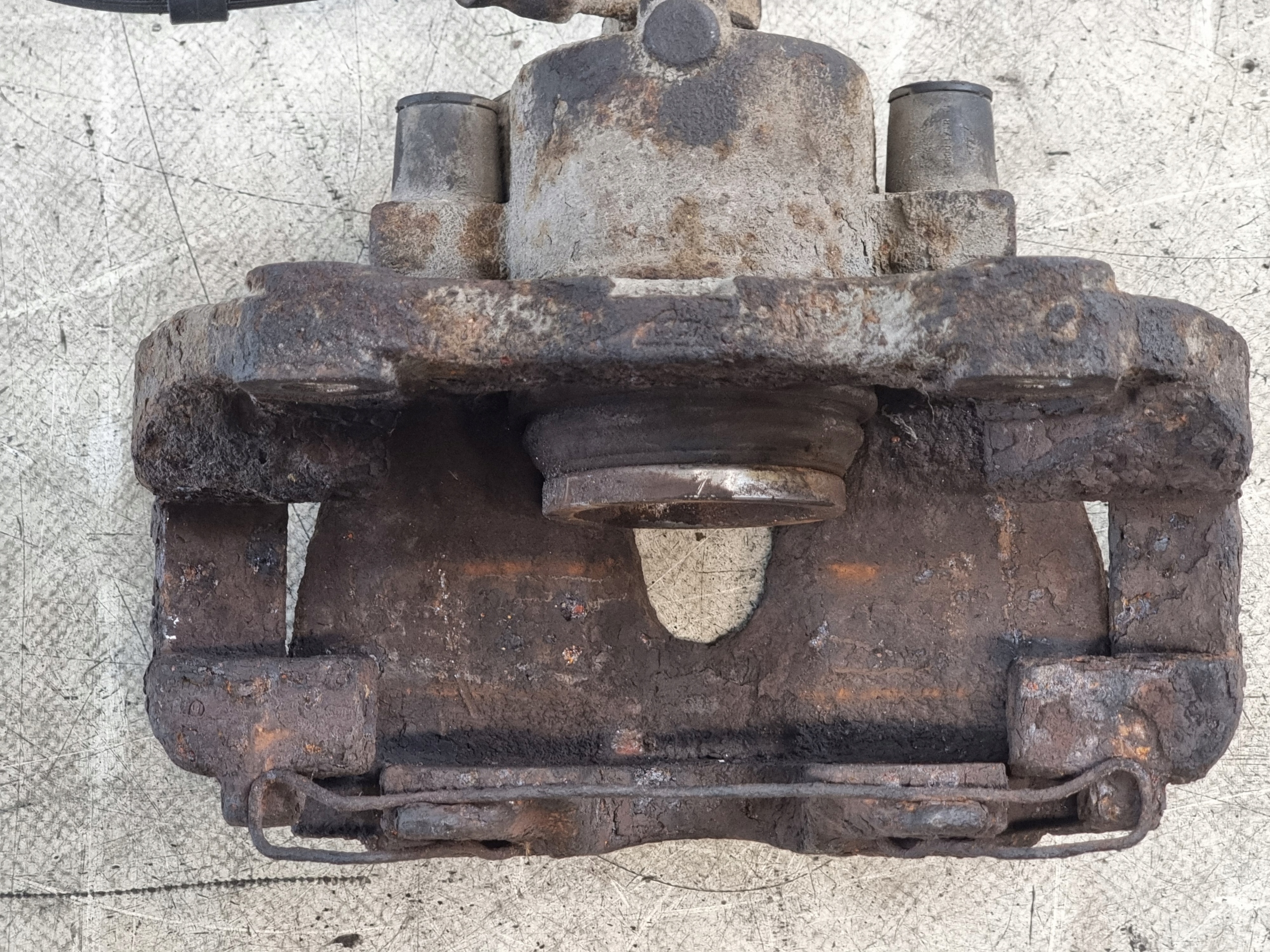 caliper brake left front OPEL ASTRA H 1.7 CDTI 74kW 05r