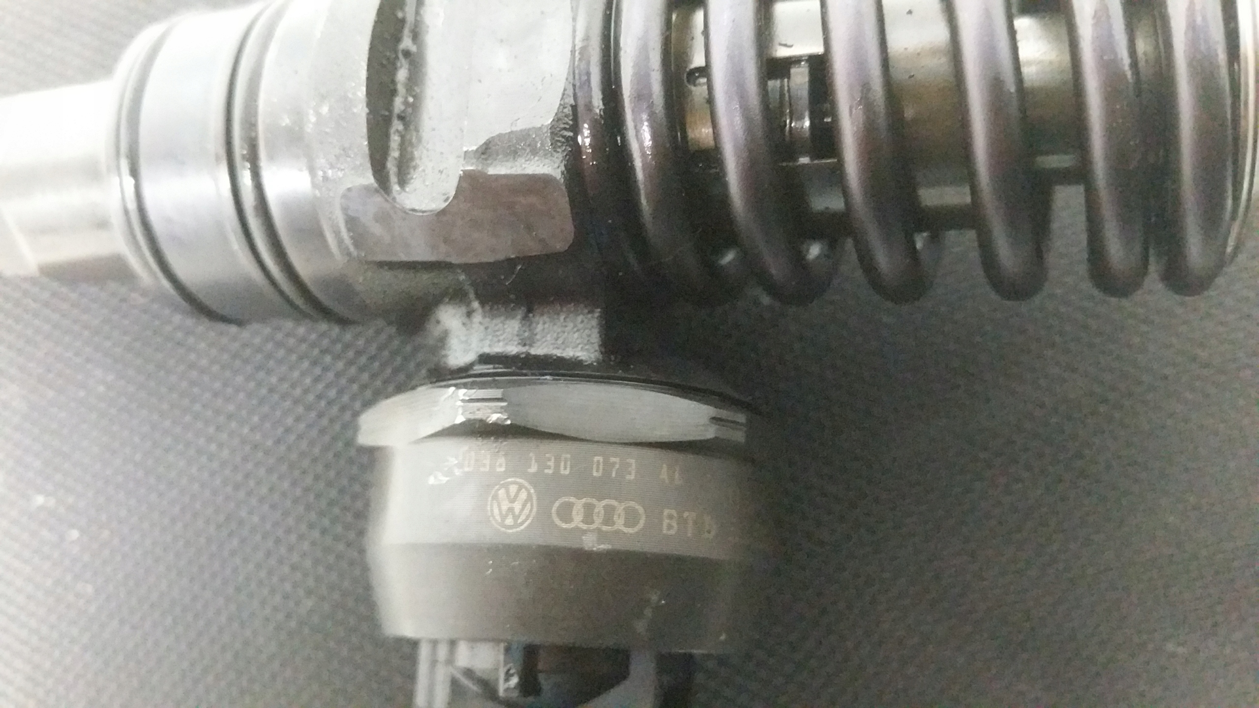 Pumpedüse 038130073AC Seat Toledo
