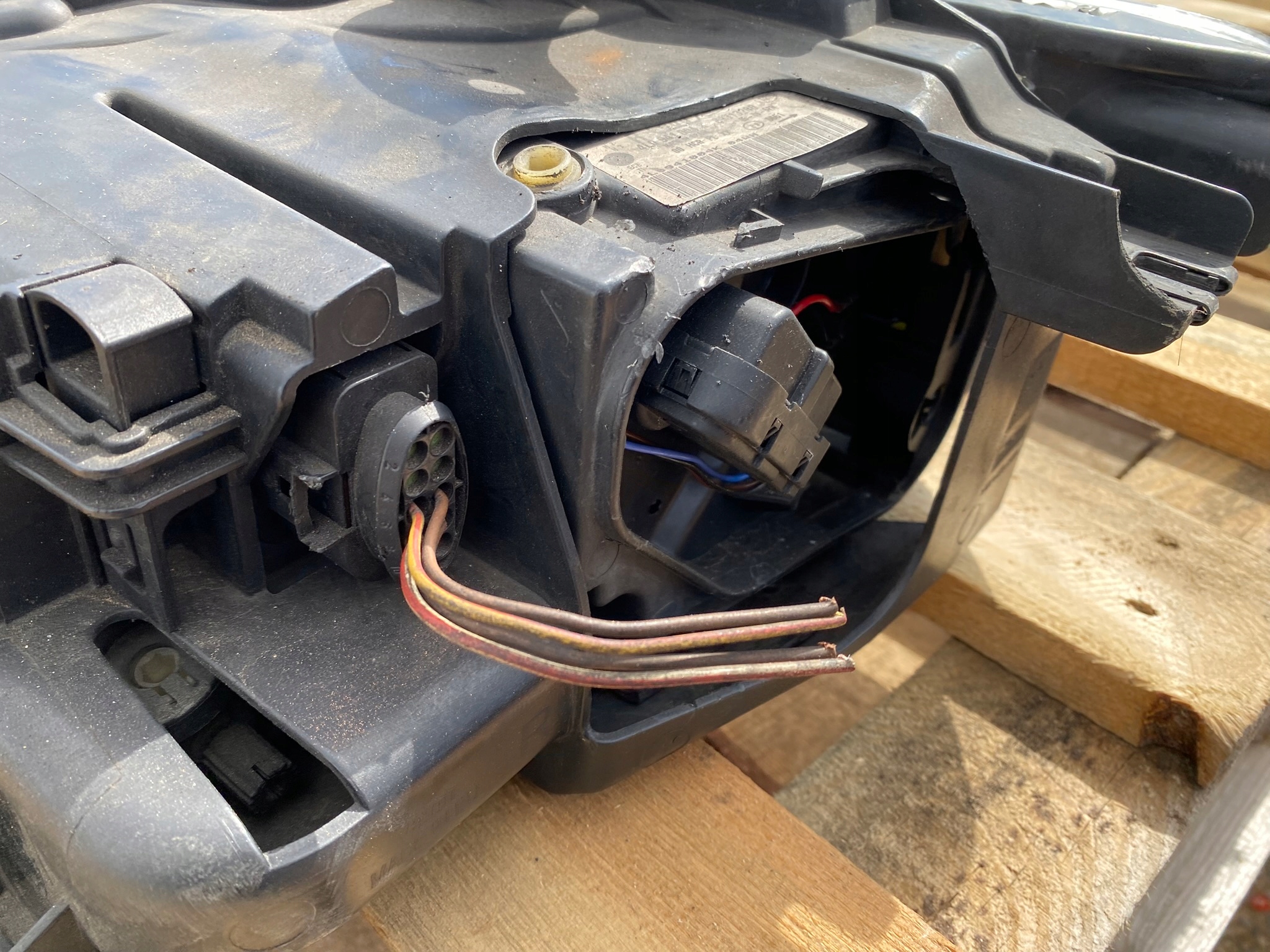 light right front front Audi Q7 4L 4l0941004K anglik