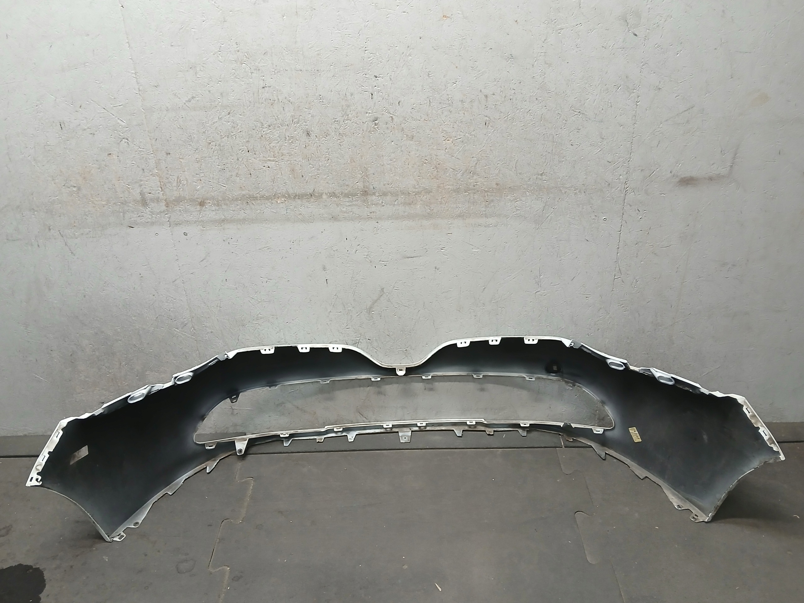 nárazník predok RENAULT CLIO IV 4