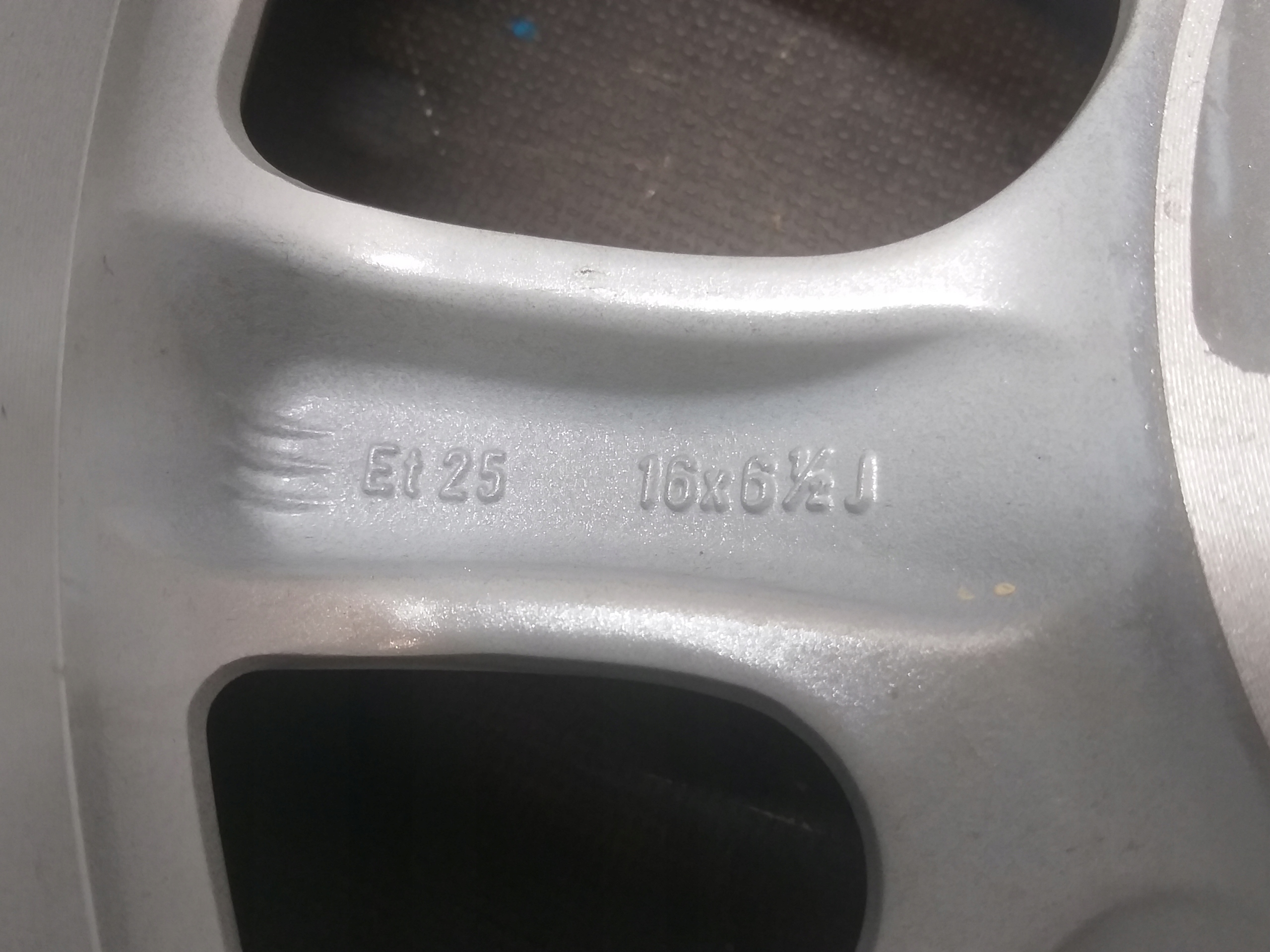 disk hliníkový SUZUKI 6,5J 16" ET25 5X139,7