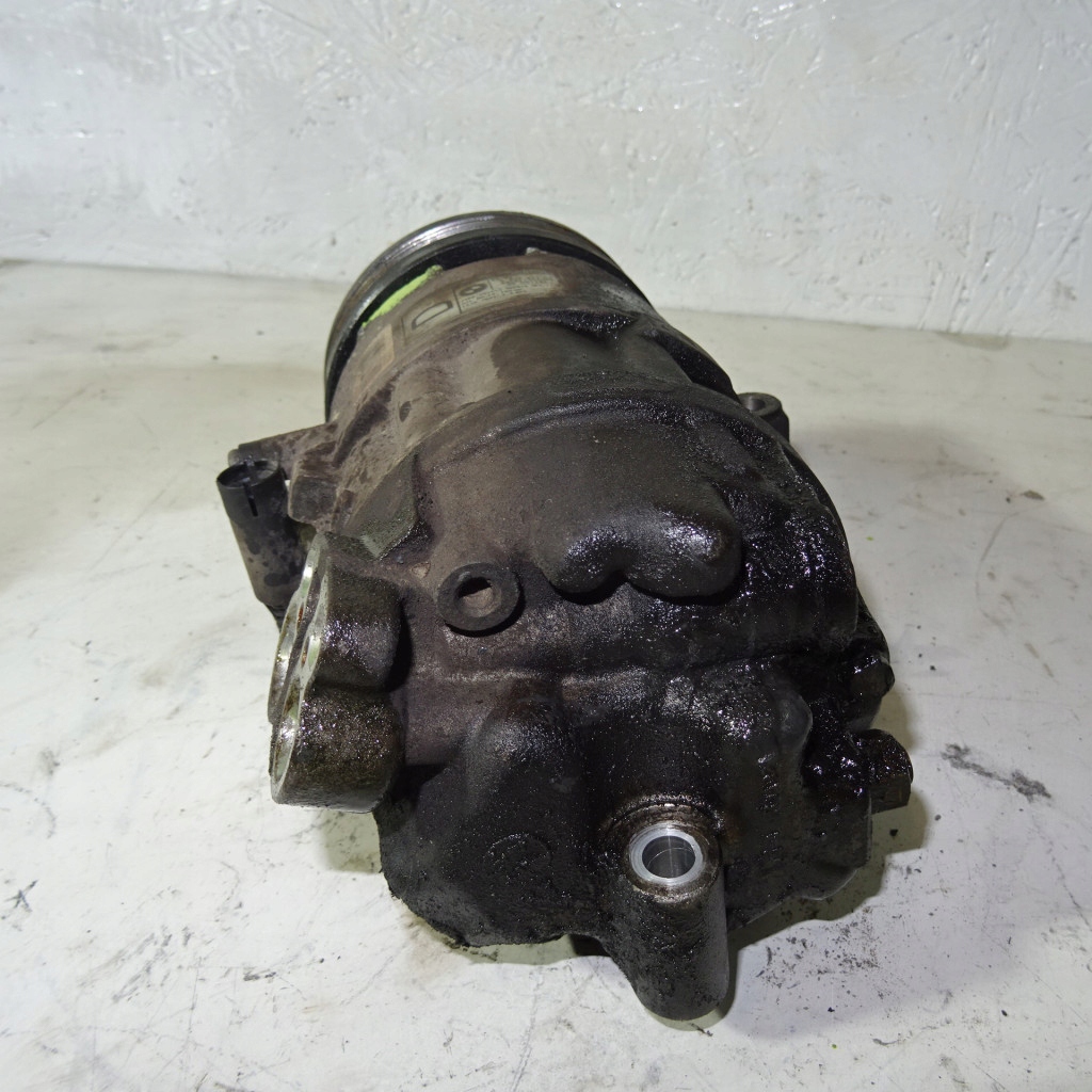 BMW X3 2.0D 150KM compressor compressor; 6905643