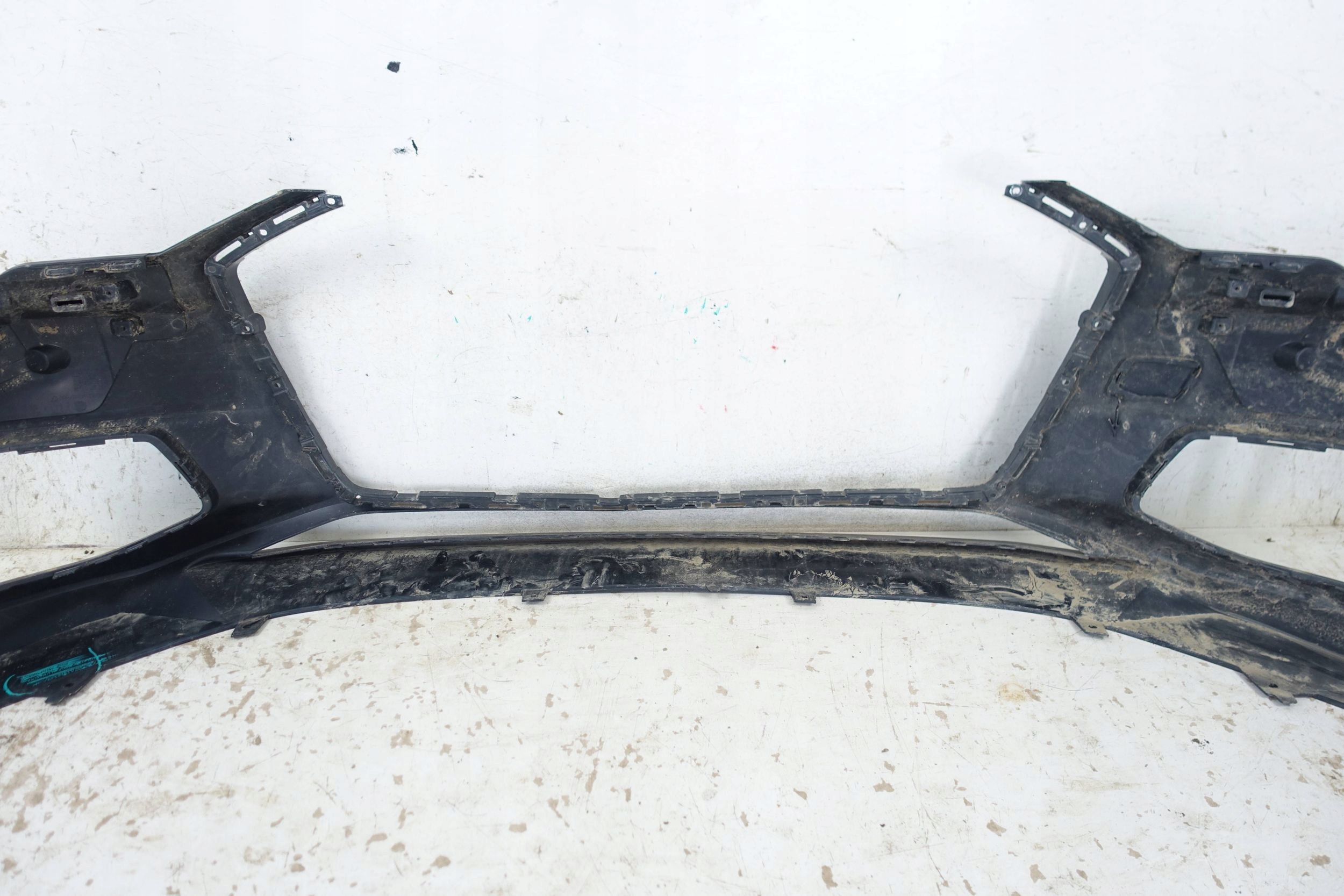 bumper front front AUDI A6 C8 4K0 2018-2023 6xPDC washers 4K0807437