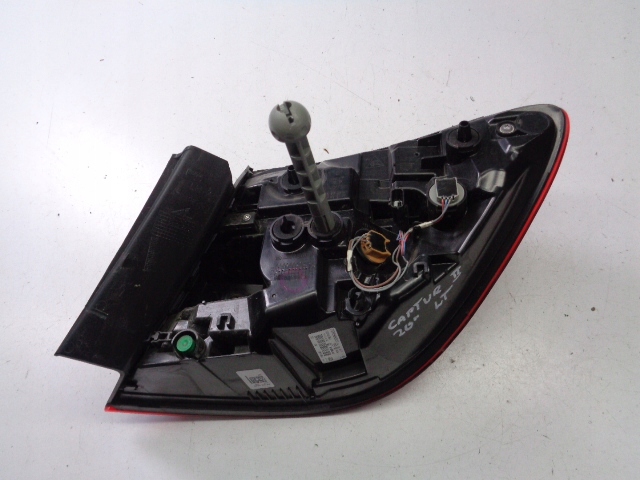 LAMPA LEWY TYŁ RENAULT CAPTUR II 1.3 TCE AUTOMAT 2020 ROK Strona zabudowy lewa