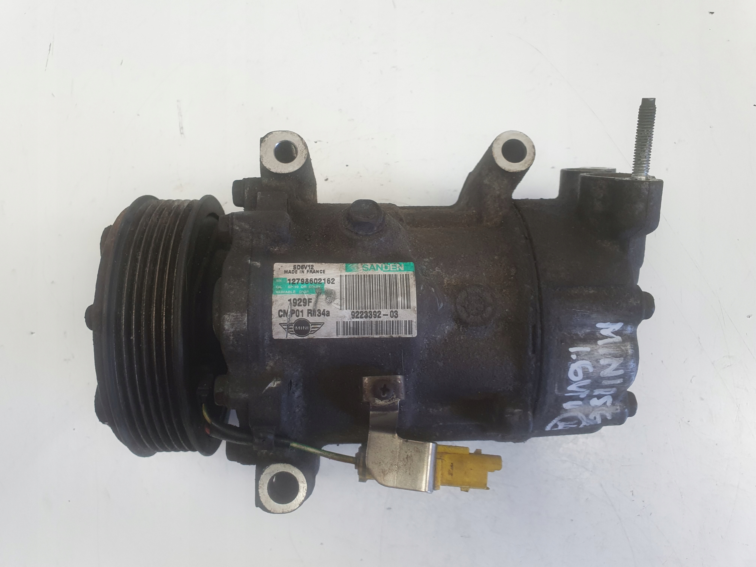 MINI COOPER R56 1.6 16V компрессор кондиционера 9223392