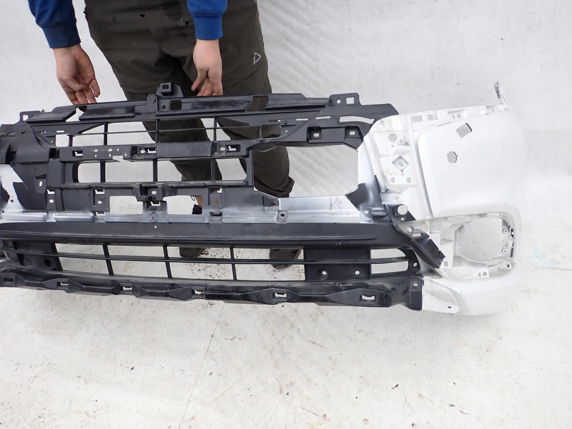 MITSUBISHI OUTLANDER III LIFT 15-18 bumper front