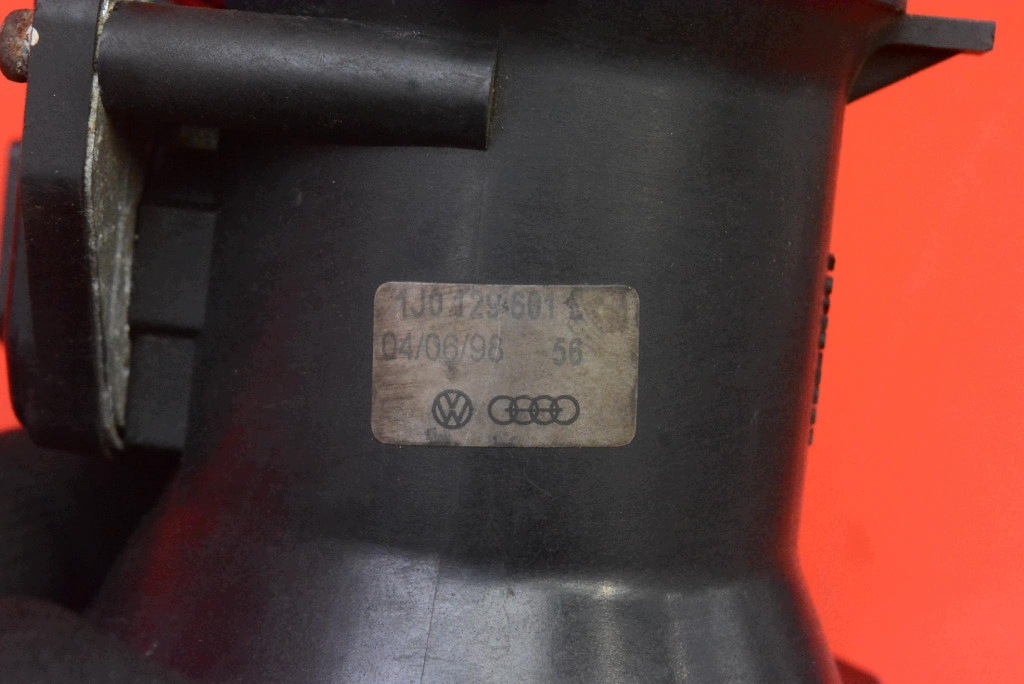 flow meter 06A906461B AUDI A3 8L 1.6 8V 101 KM 96-00