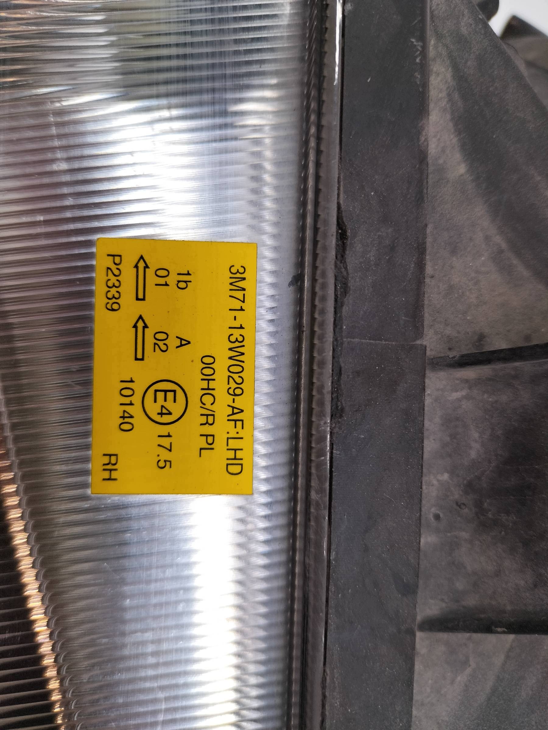 light front right EU 3M71-13W029-AF Mazda 2 and (2003-2007)