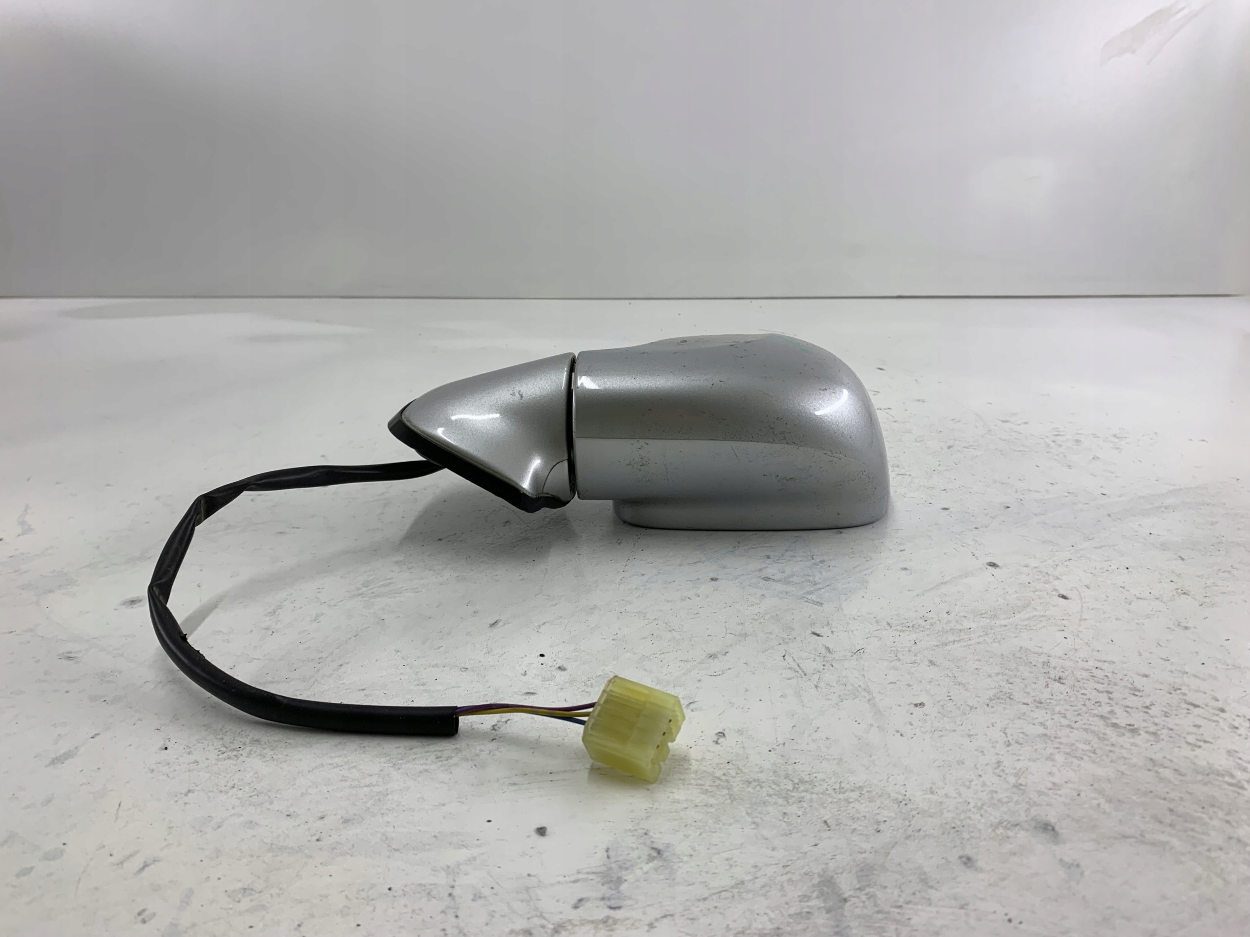 SUZUKI LIANA and mirror right 3 PIN Z2S