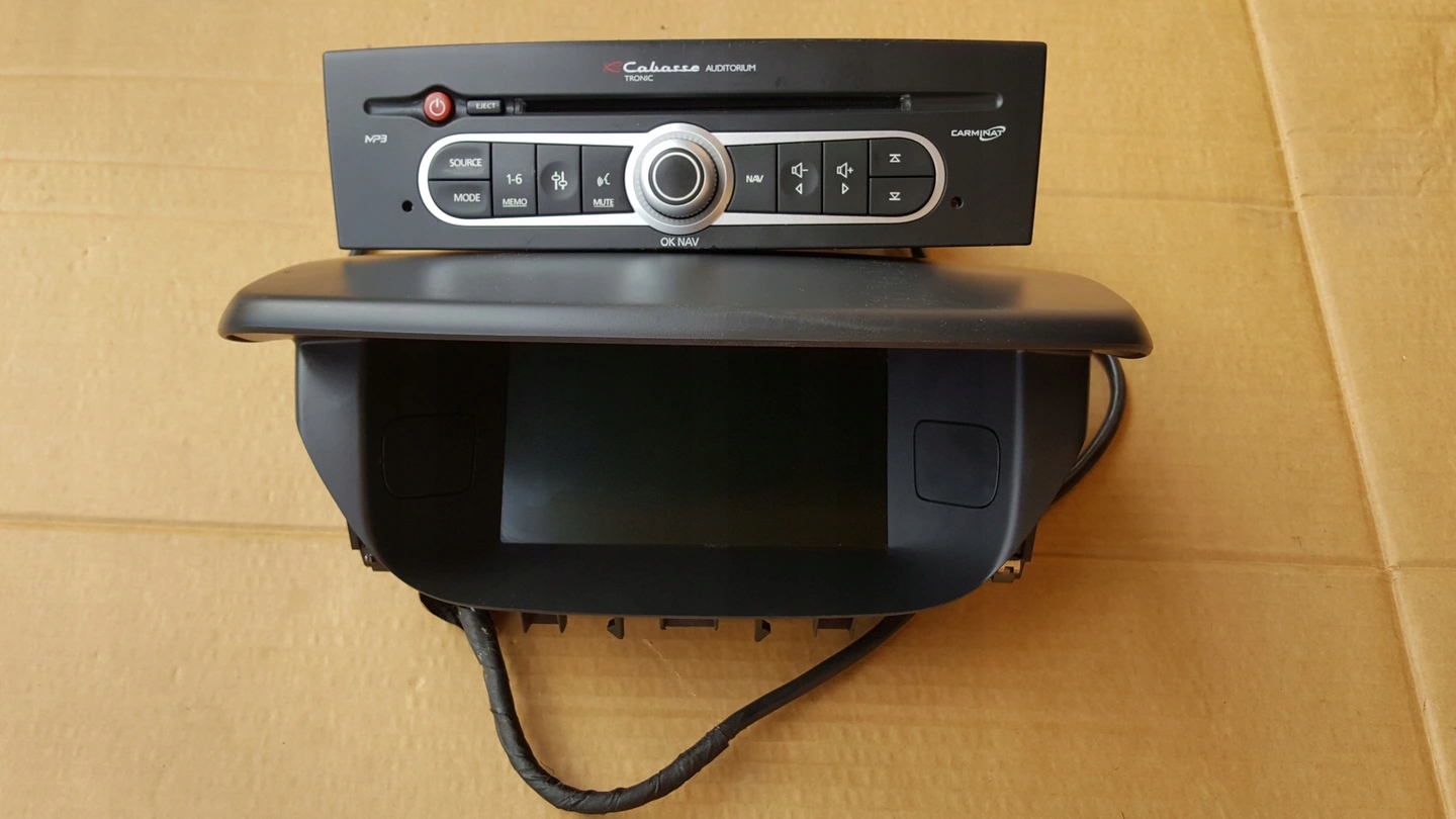 RENAULT LAGUNA NAWIGACJA RADIO CD MP3 WYŚWIETLACZ
