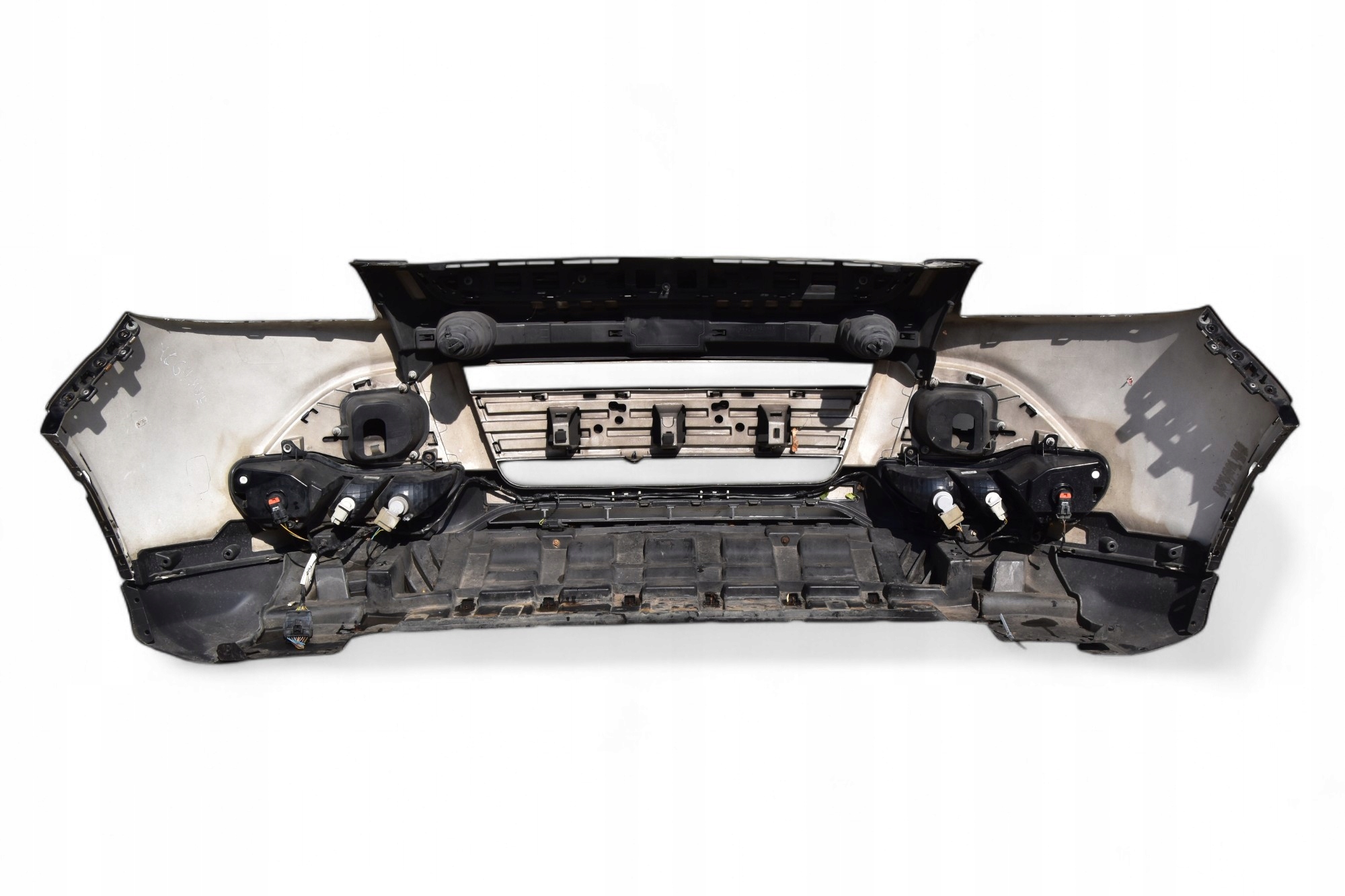 bumper front FORD KUGA MK2 Przedlift 2012-2015 Kod lakieru: FD