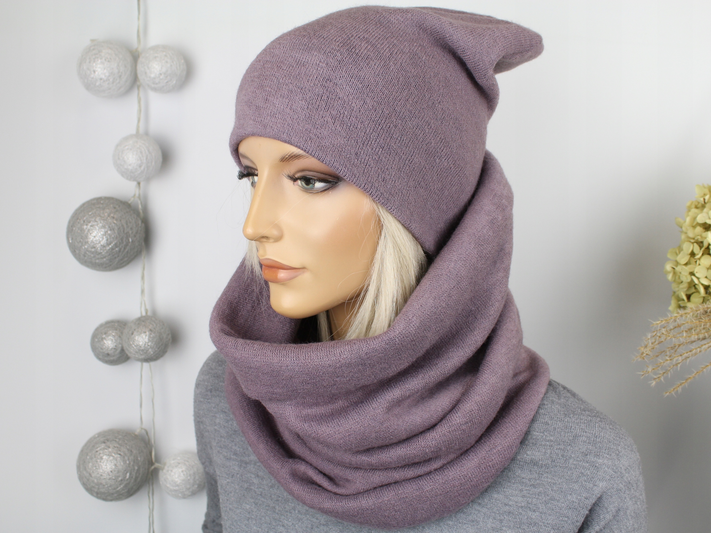 KOMPLET DAMSKI CZAPKA DAMSKA + KOMIN TUNEL CHUSTA