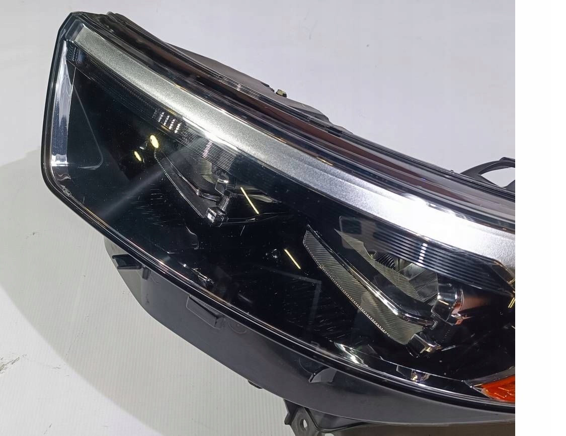 Licht vorne vorne links Ford Explorer VI 2020
