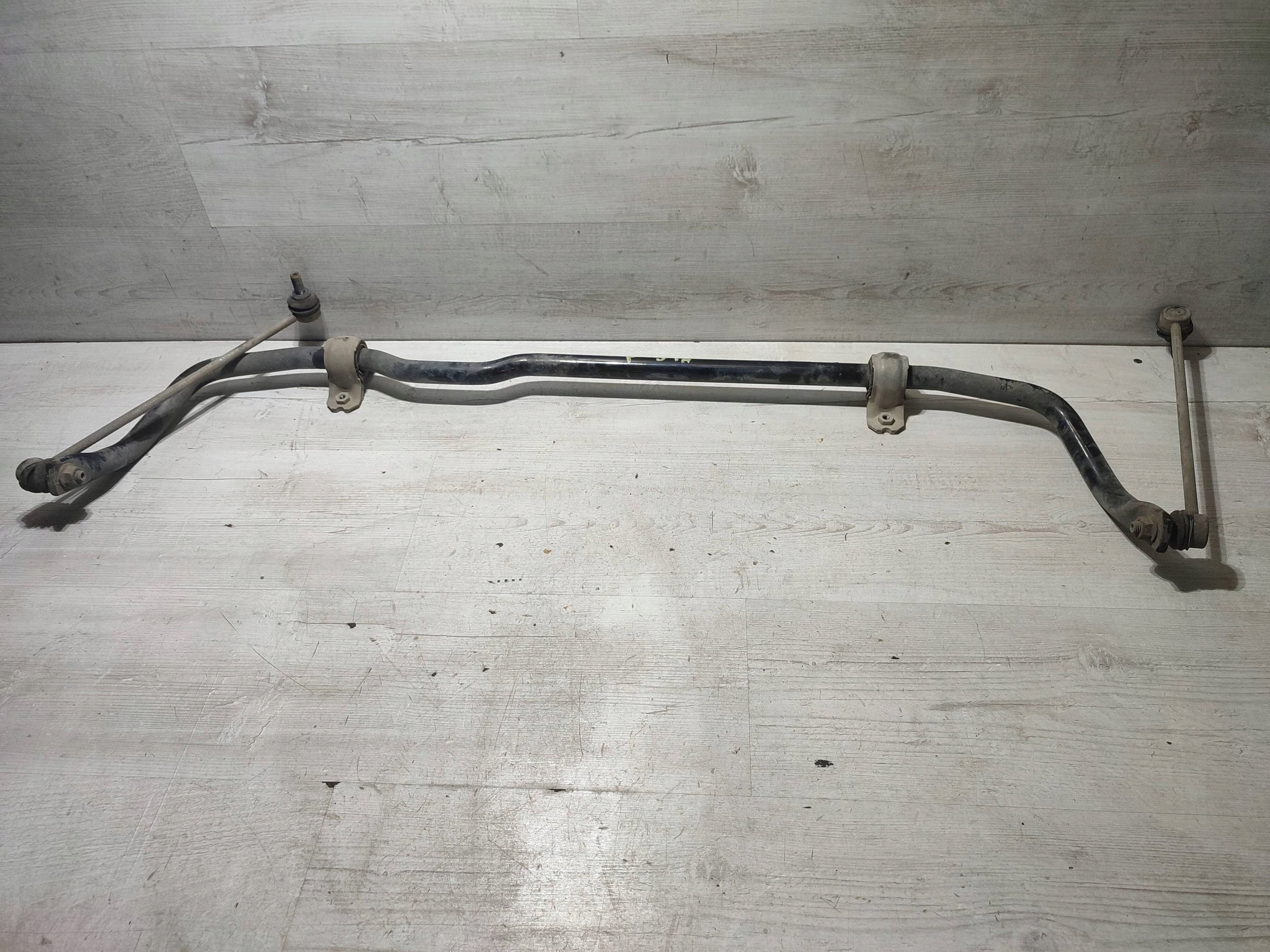 Volkswagen Touran III 2020 Stabilizator front