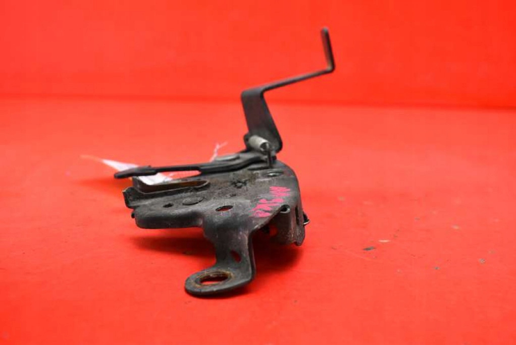 Serrure capot NISSAN MAXIMA A33 00-05
