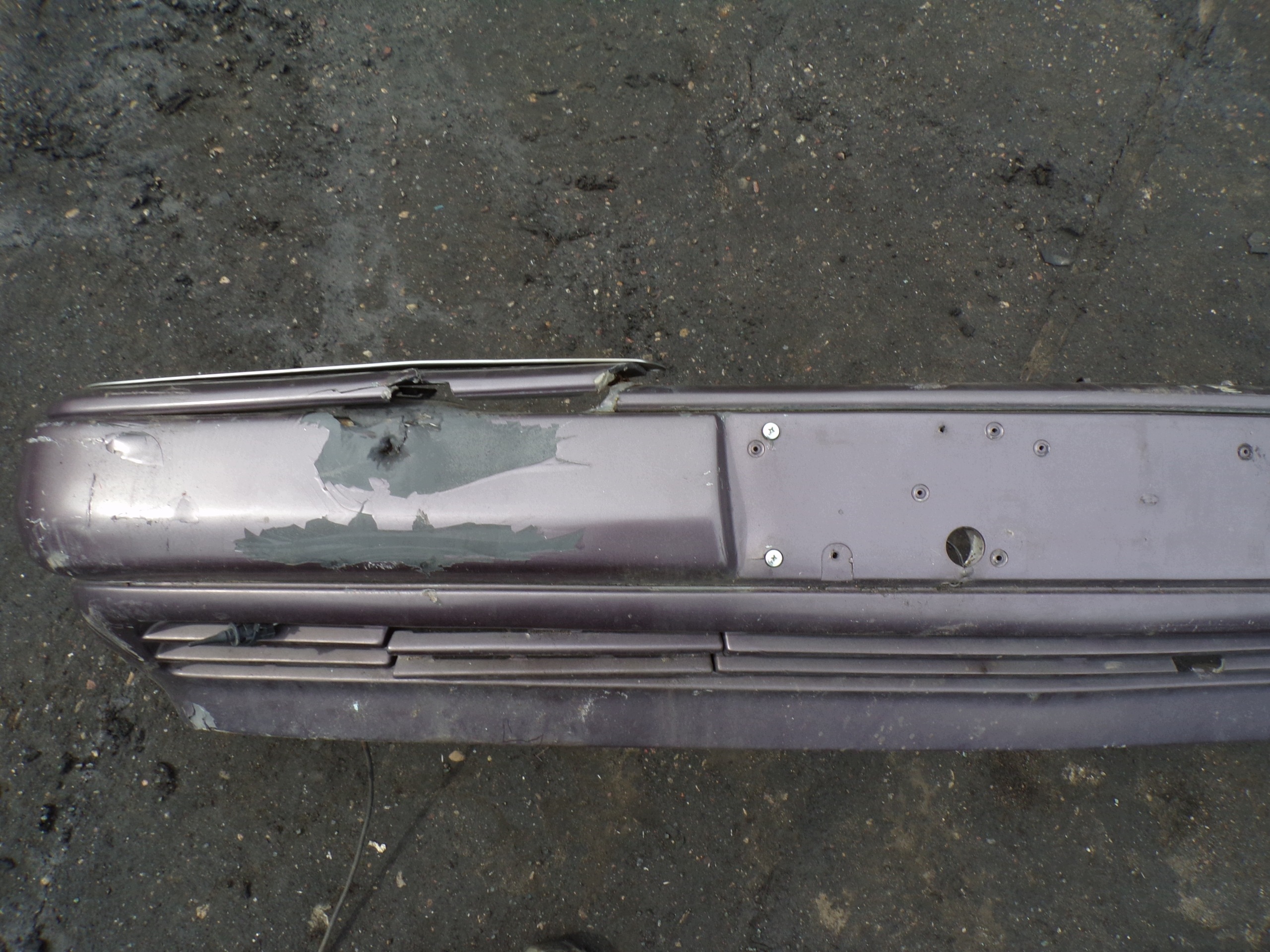 Frontstoßstange vorne MERCEDES W124 E-KLASA (R1)