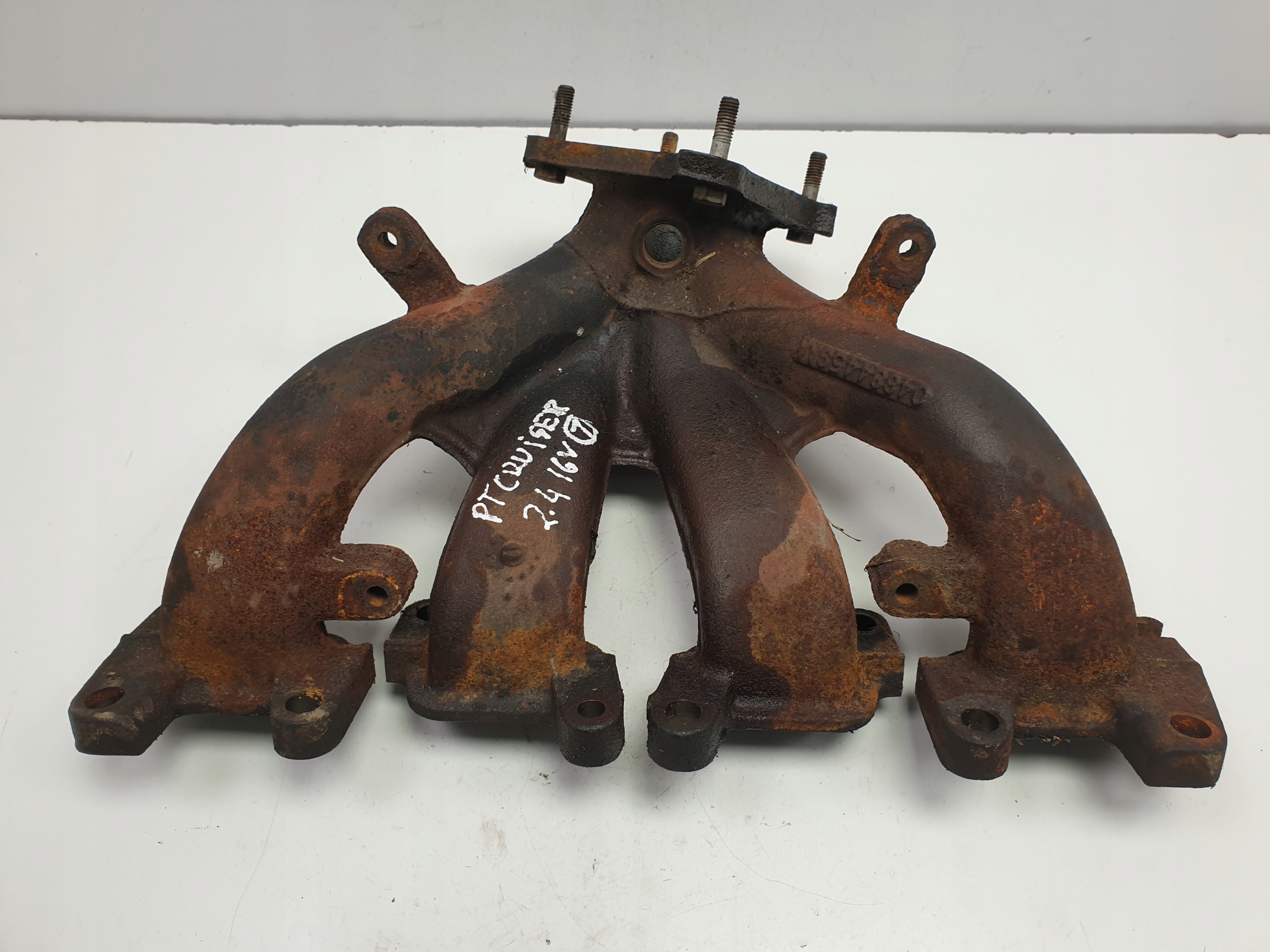 PT Cruiser 2.4 16V выпускной коллектор 04884459AA