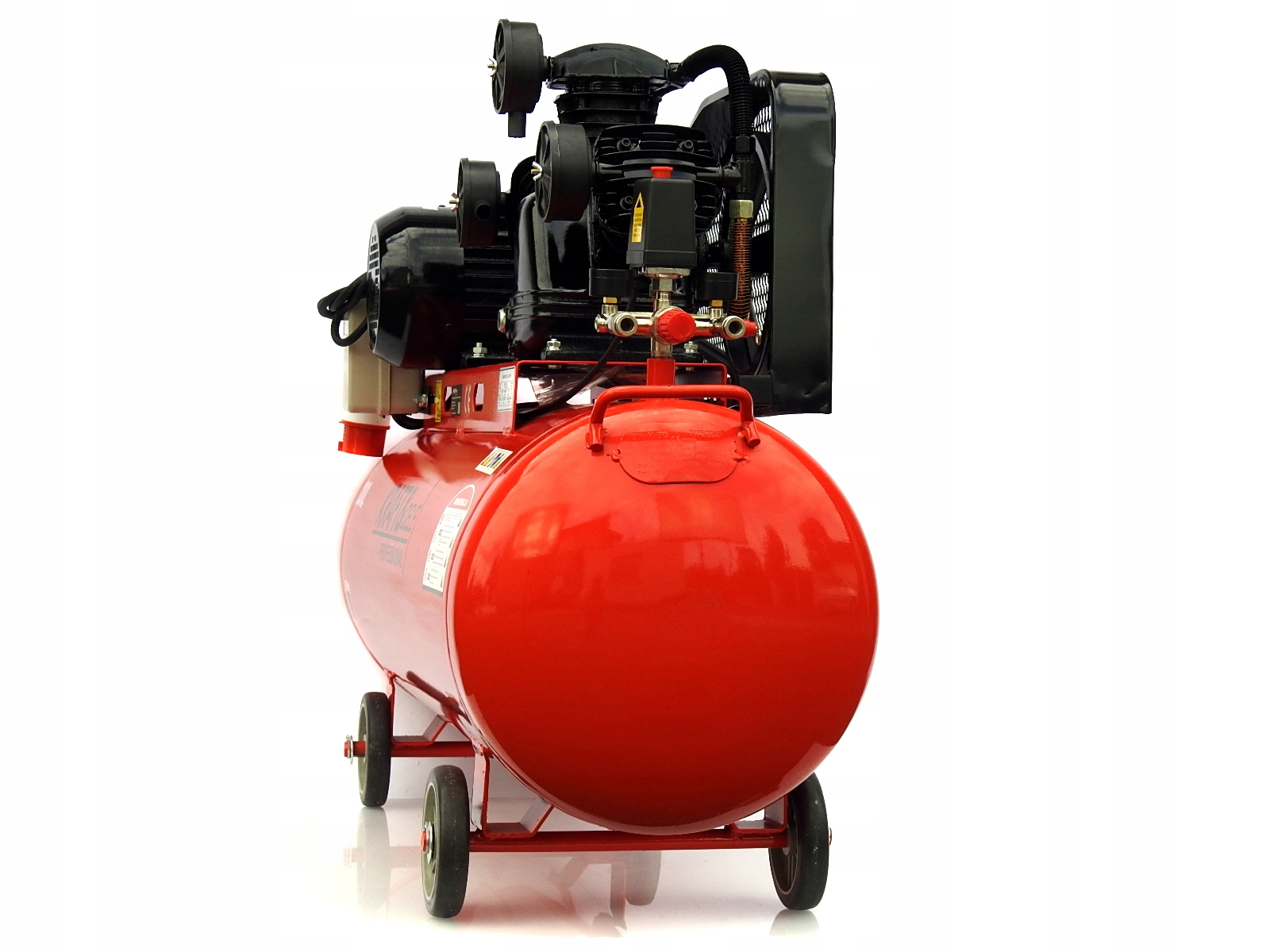 KOMPRESOR OLEJOWY 200L ZE SPRĘŻARKĄ 5.9KM 690 l/min Typ kompresor olejowy