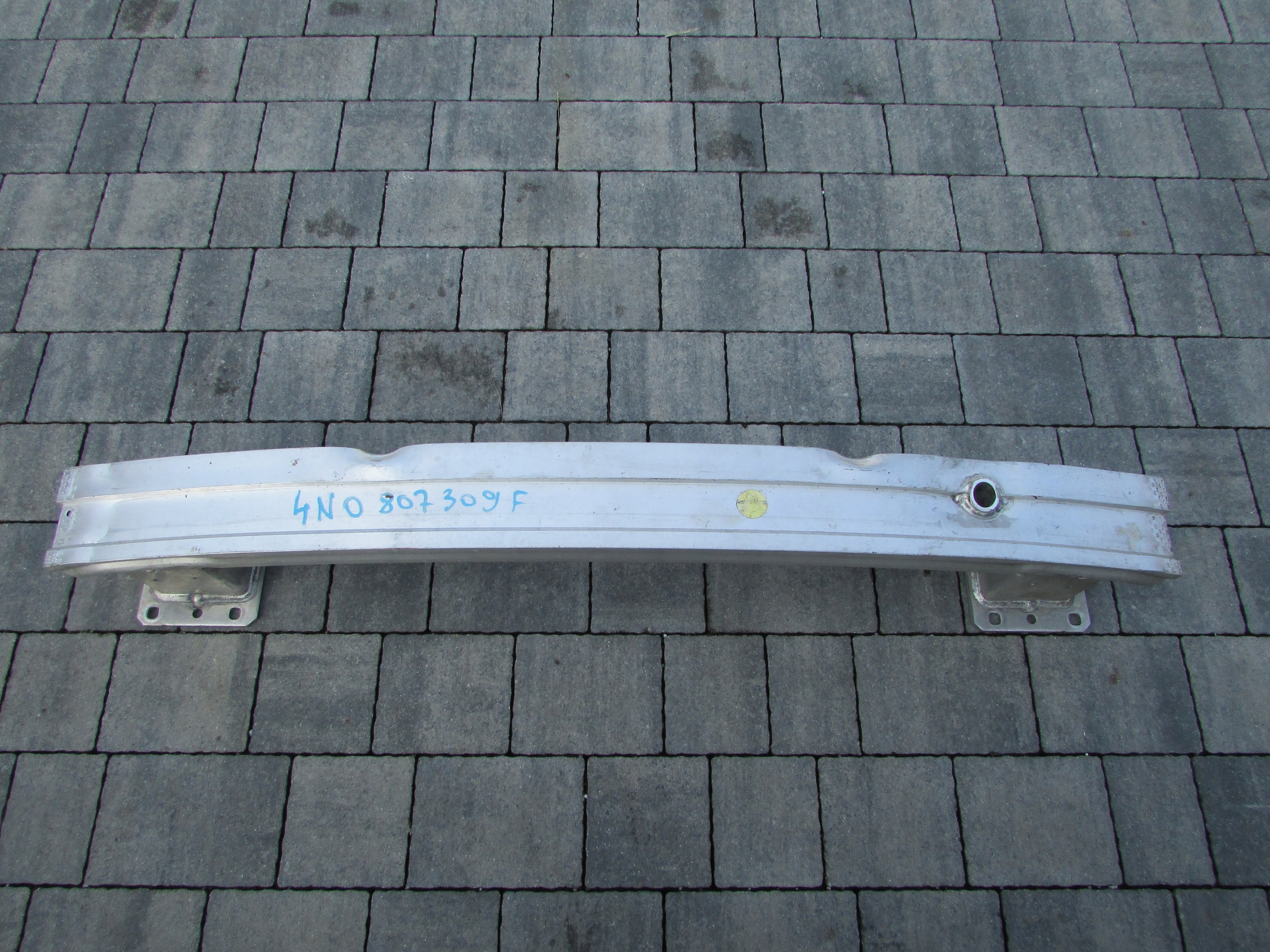 AUDI A8 D5 4n0807309f бампер задній 2018-