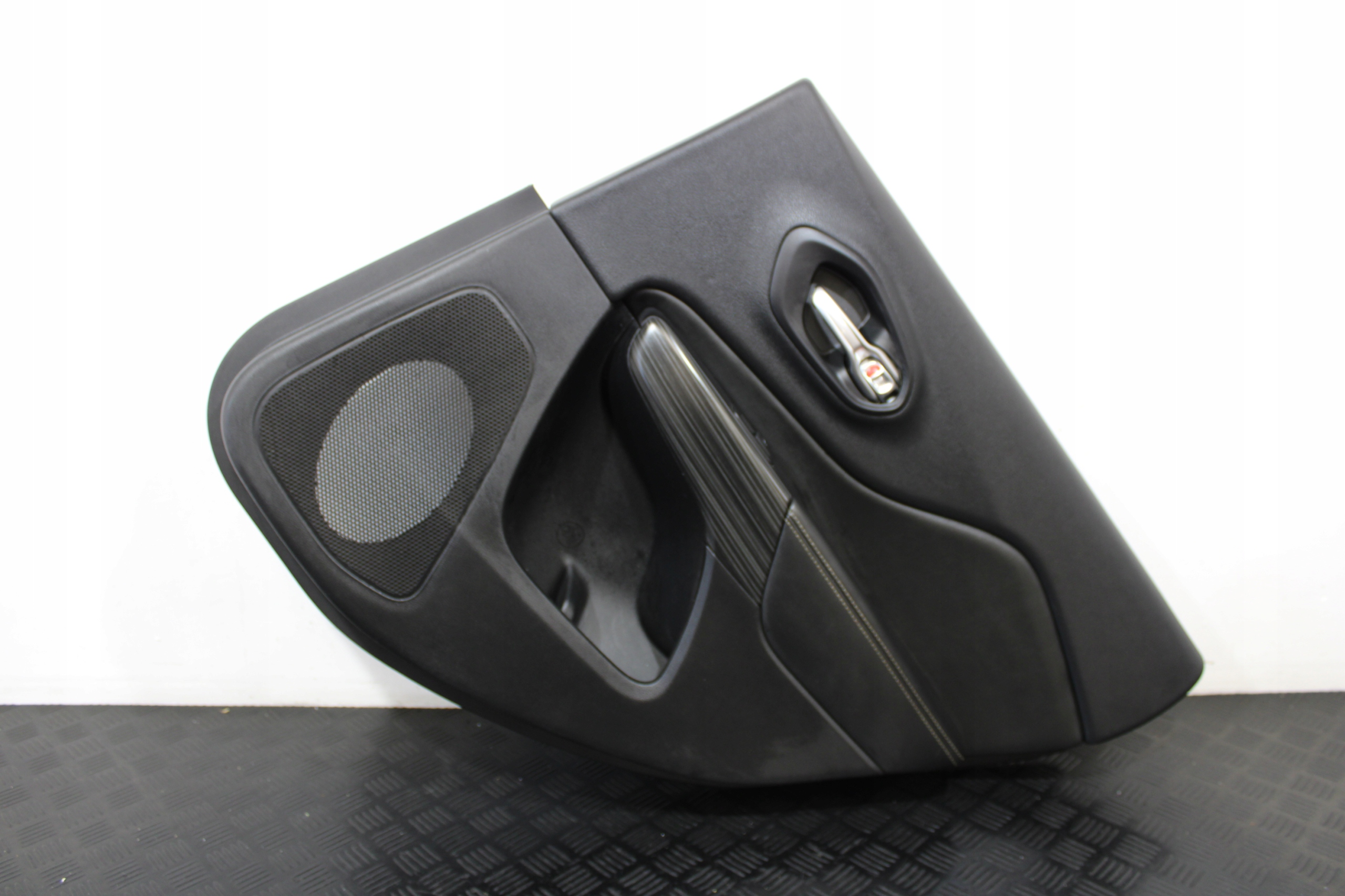 upholstery side door right rear part JEEP CHEROKEE V 5 KL