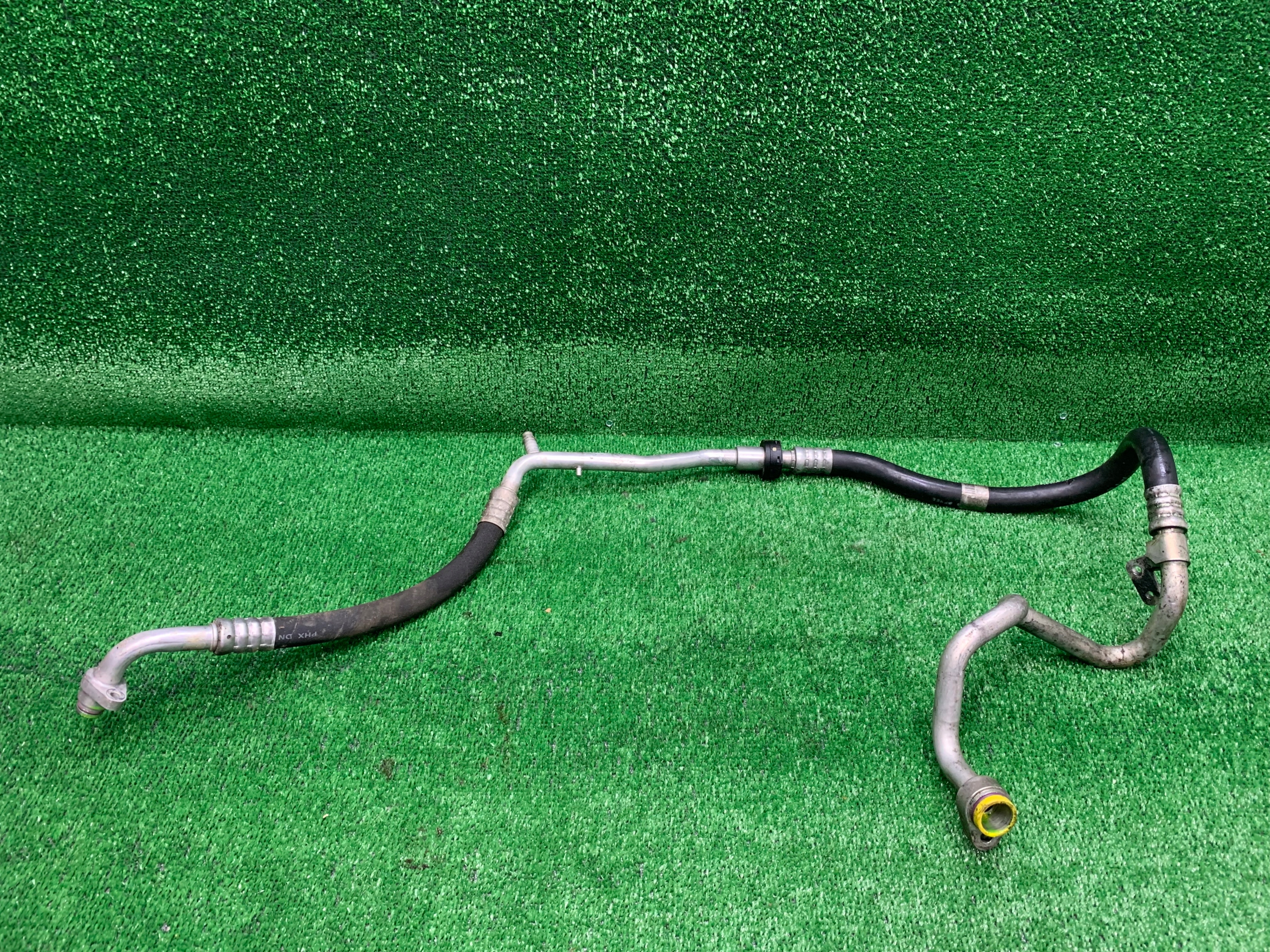 PRZEWÓD KLIMATYZACJI MERCEDES W211 A2118303915