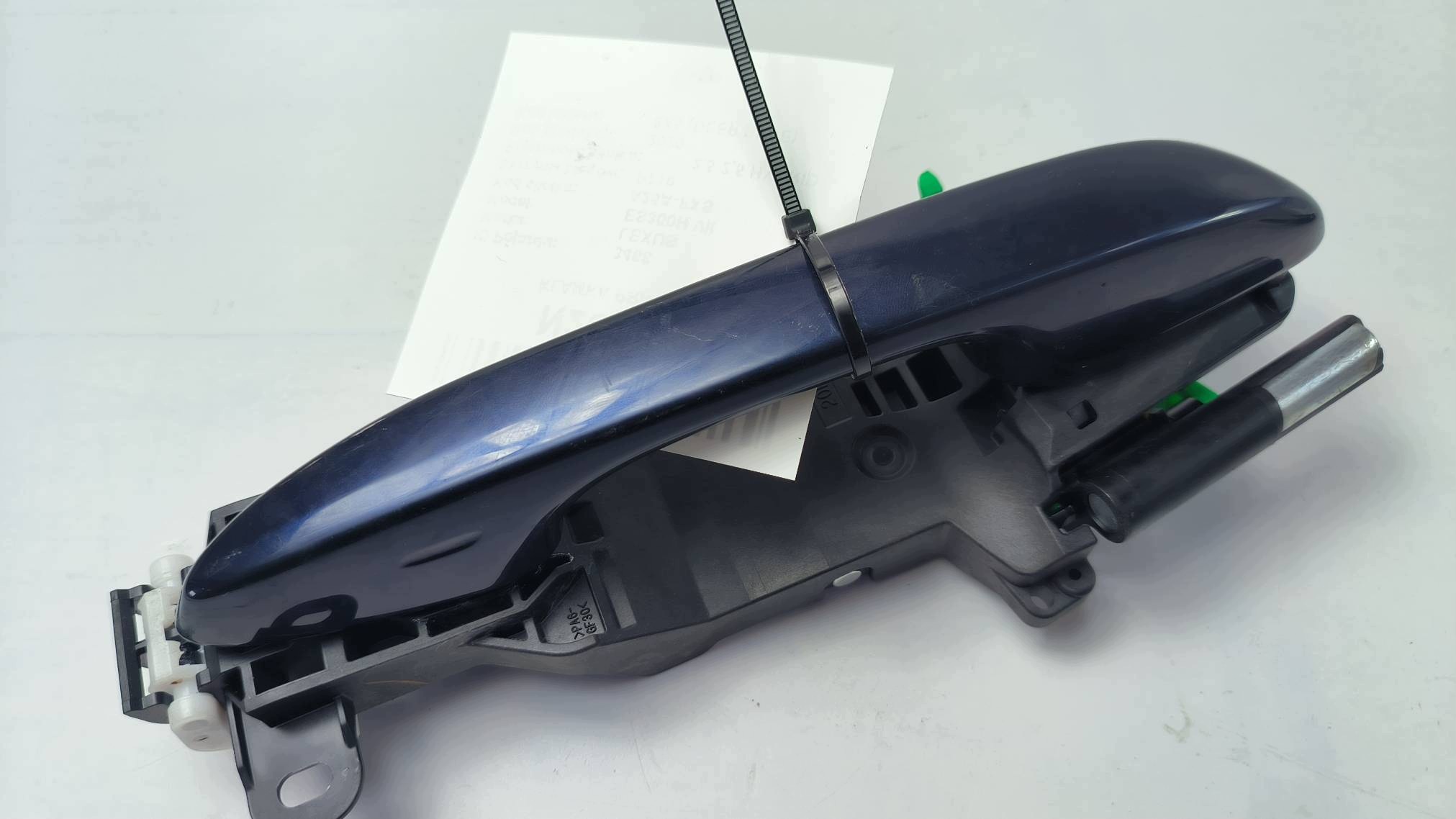 handle right rear part 8X5 LEXUS ES300H VII