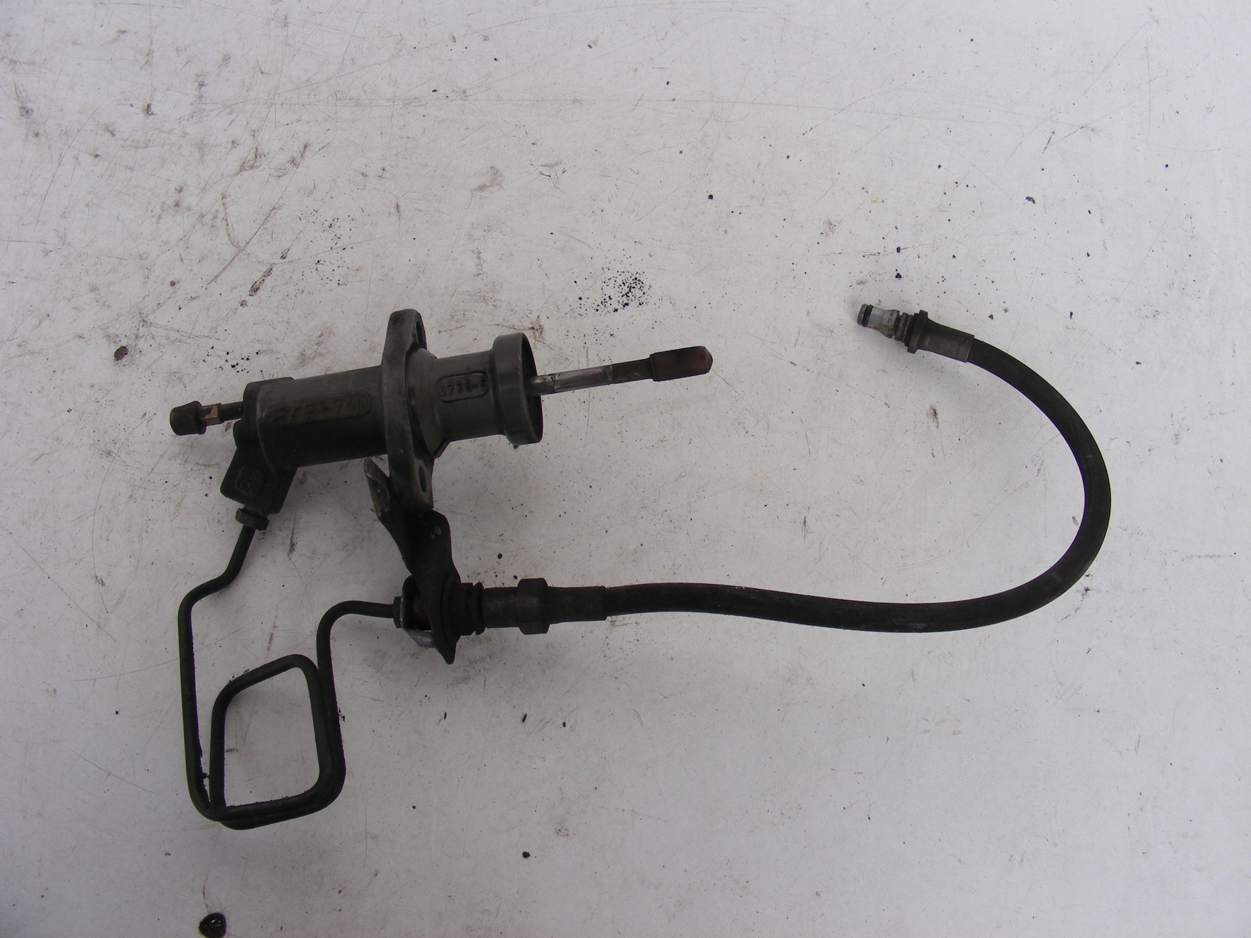 BMW 3 E46 316 318 320 323 328 WYSPRZĘGLIK SKRZYNI 6785966