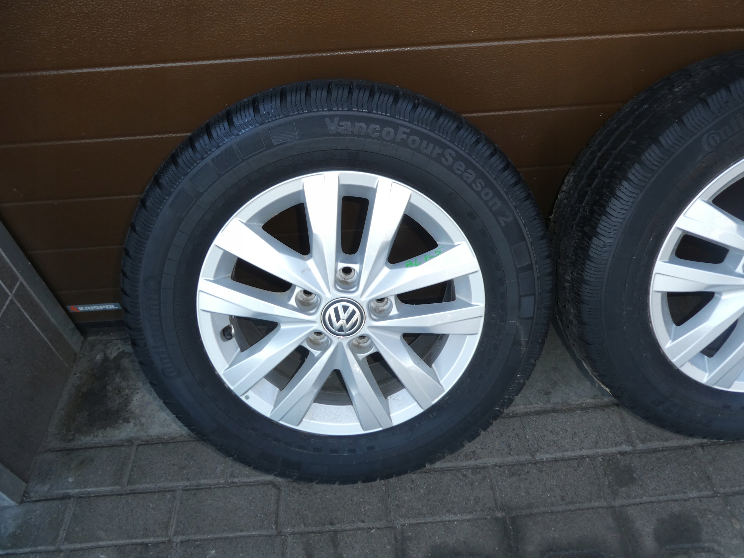 discs aluminium disc VW T6 R16 7E0601025N