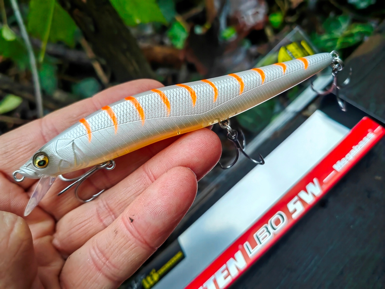 Japoński Wobler Megabass Oneten Lbo Sw 11,5 cm 14 g pływający #10