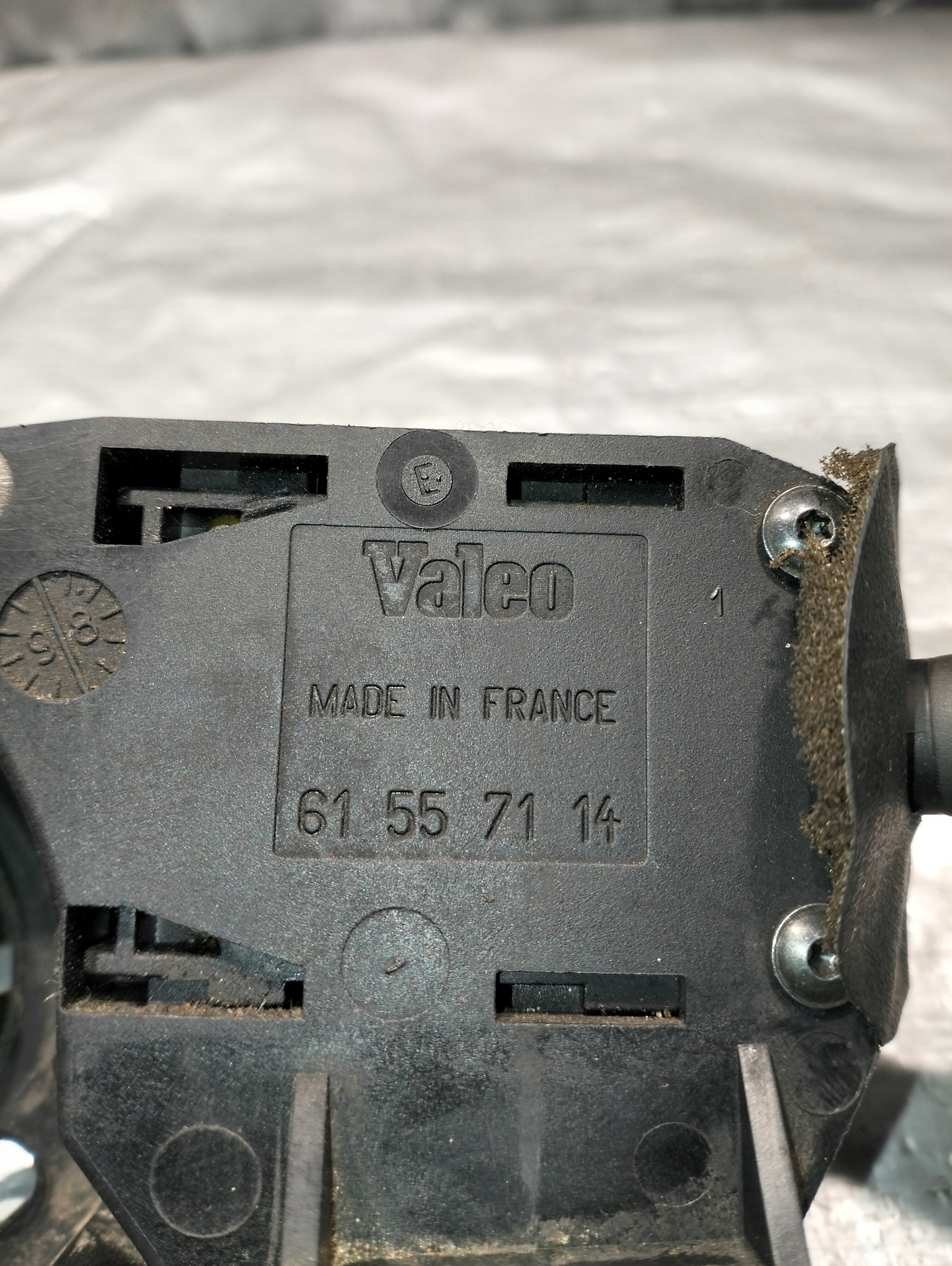 DEVIO LUCI TERGICRISTALLO TERGI Valeo Tergicristalli KIERUNKI BERLINGO 61557114