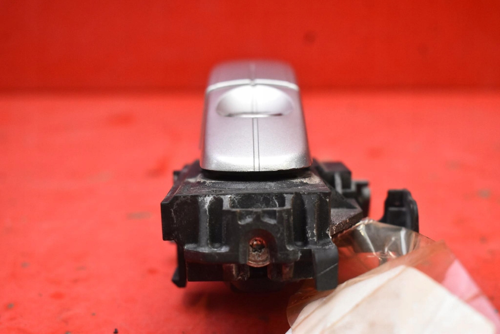 handle left front front SREBRNA 4M51-R224A37 FORD KUGA MK1 08-13