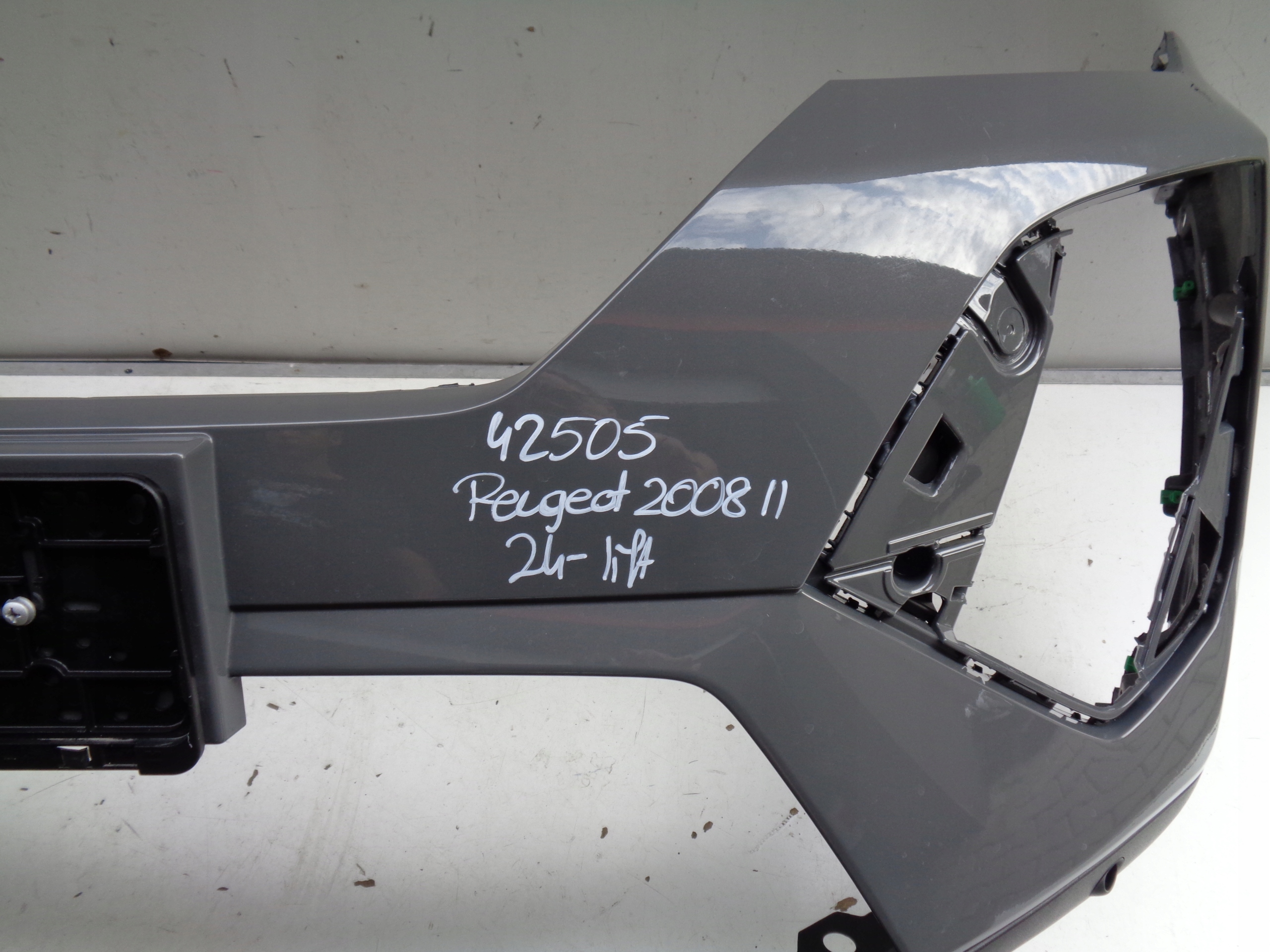 front bumper PEUGEOT 2008 E 2008 24- NR 42505
