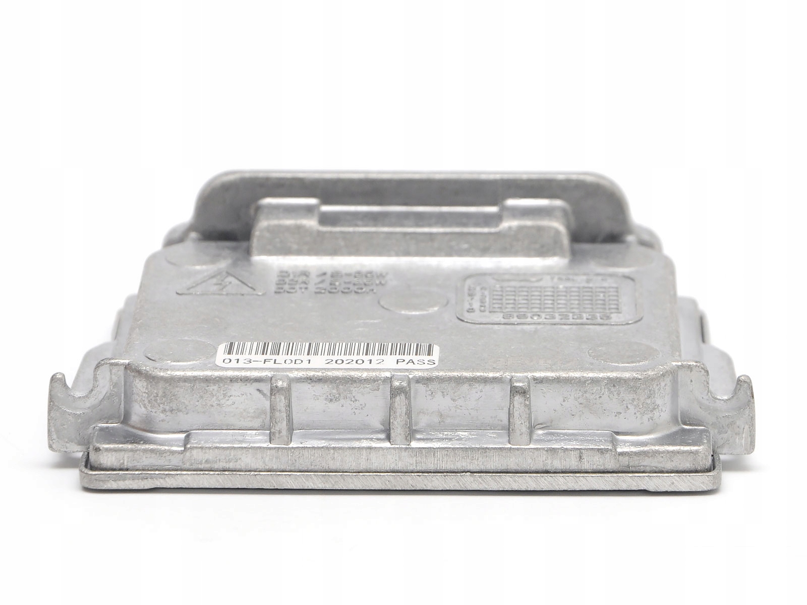 Przetwornica XENON BMW seria 1 E81 E87 E82 E83 Producent części Mertt