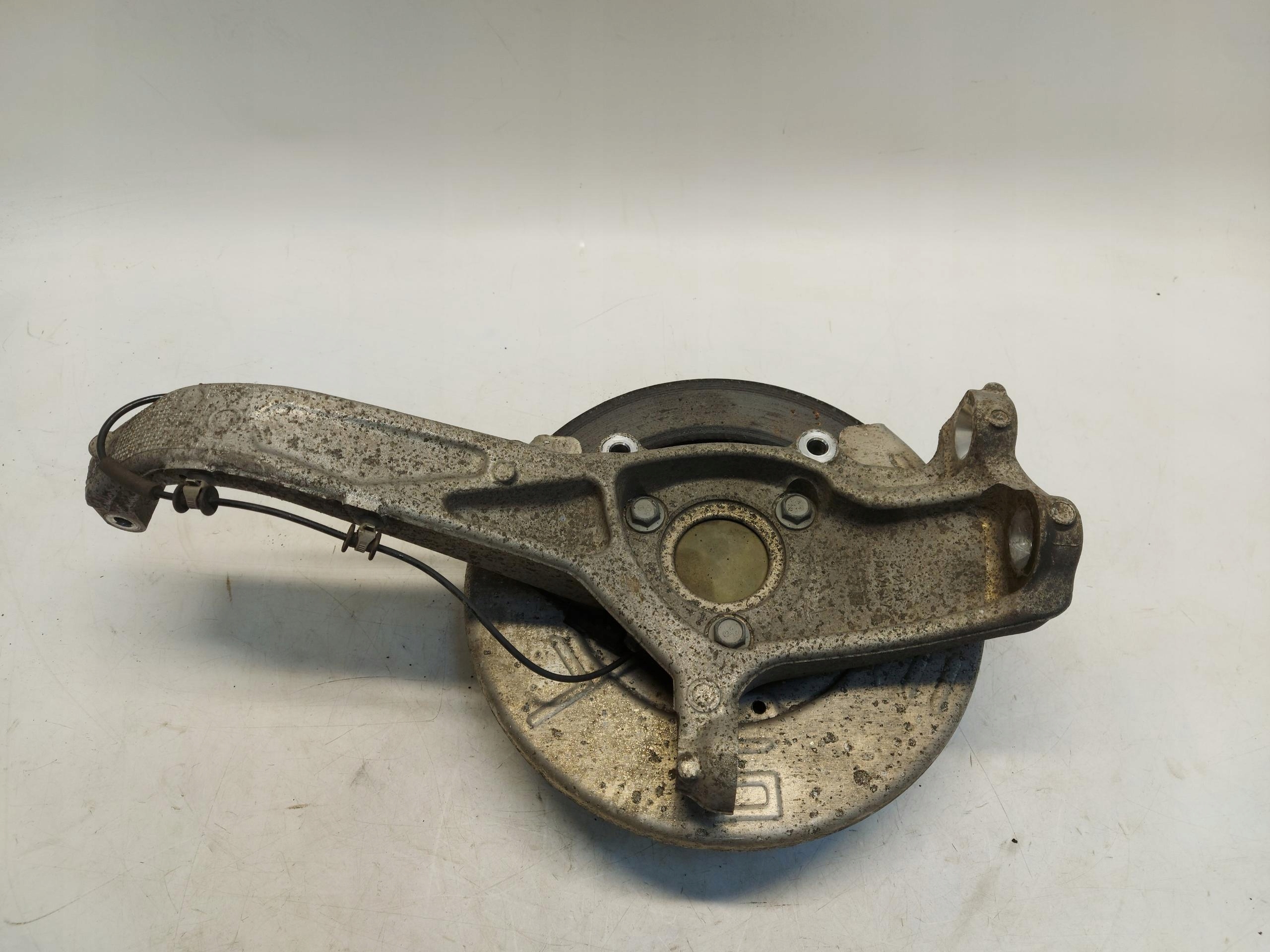 TESLA 3 III swing front right 2WD 1044316-00-E