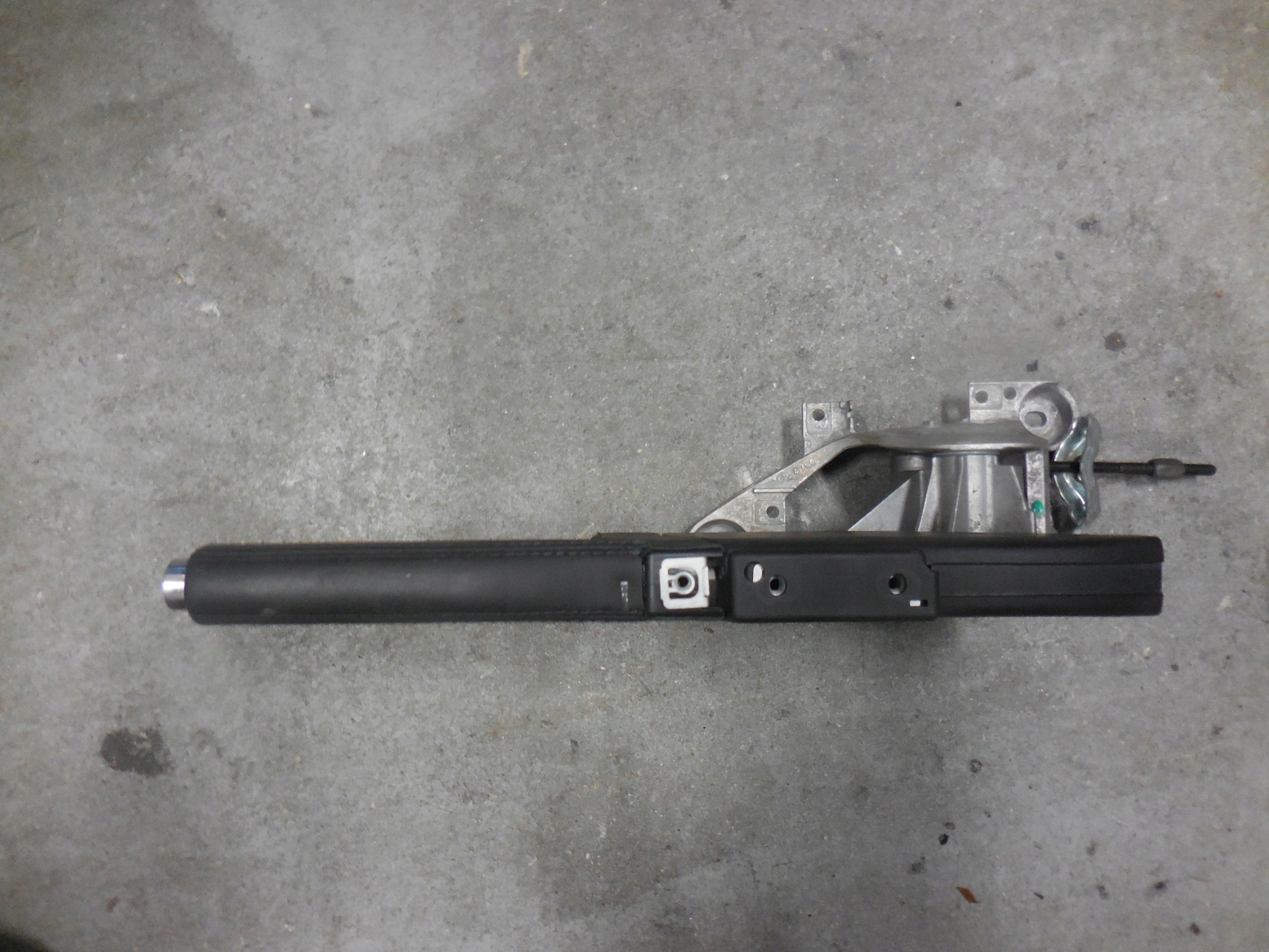 8V1927225C - AUDI TT TTRS НАКЛАДКА РУЧНОГО ТОРМОЗА КОЖА